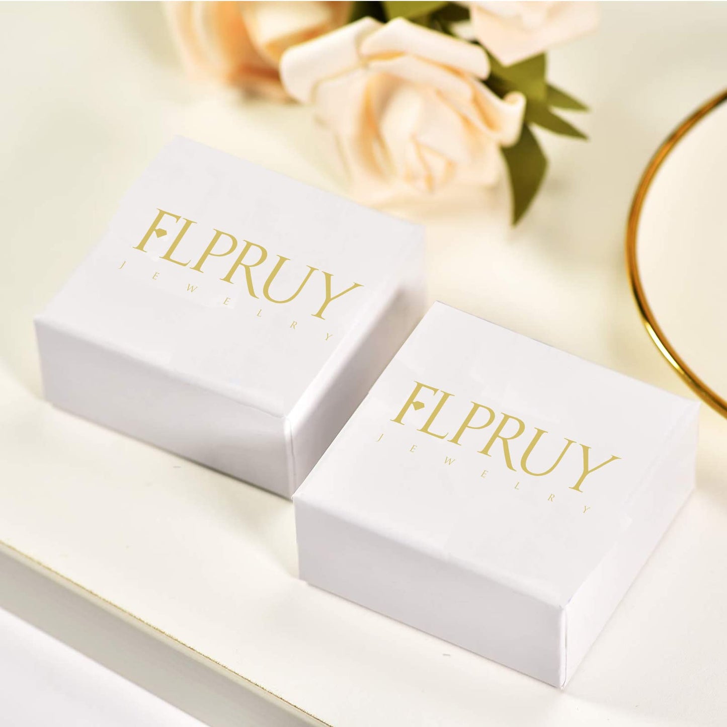Flpruy Bumble Bee Cross Necklace 925 Sterling Silver Bee Gifts Jewelry for Women