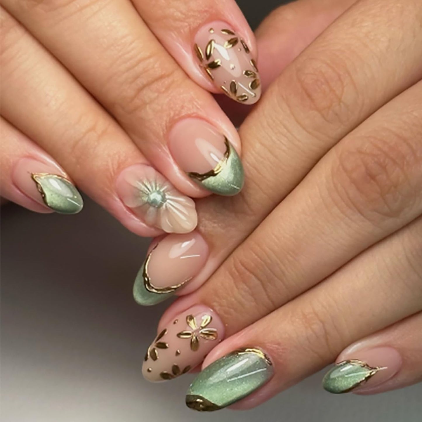 Green French Tip Press on Nails Short Oval Gold Flower Line Fake Nails with Glue Nude Glossy Acrylic False Nails for Women DIY Manicure Decoration 24PCS Reusable Artificial Nails