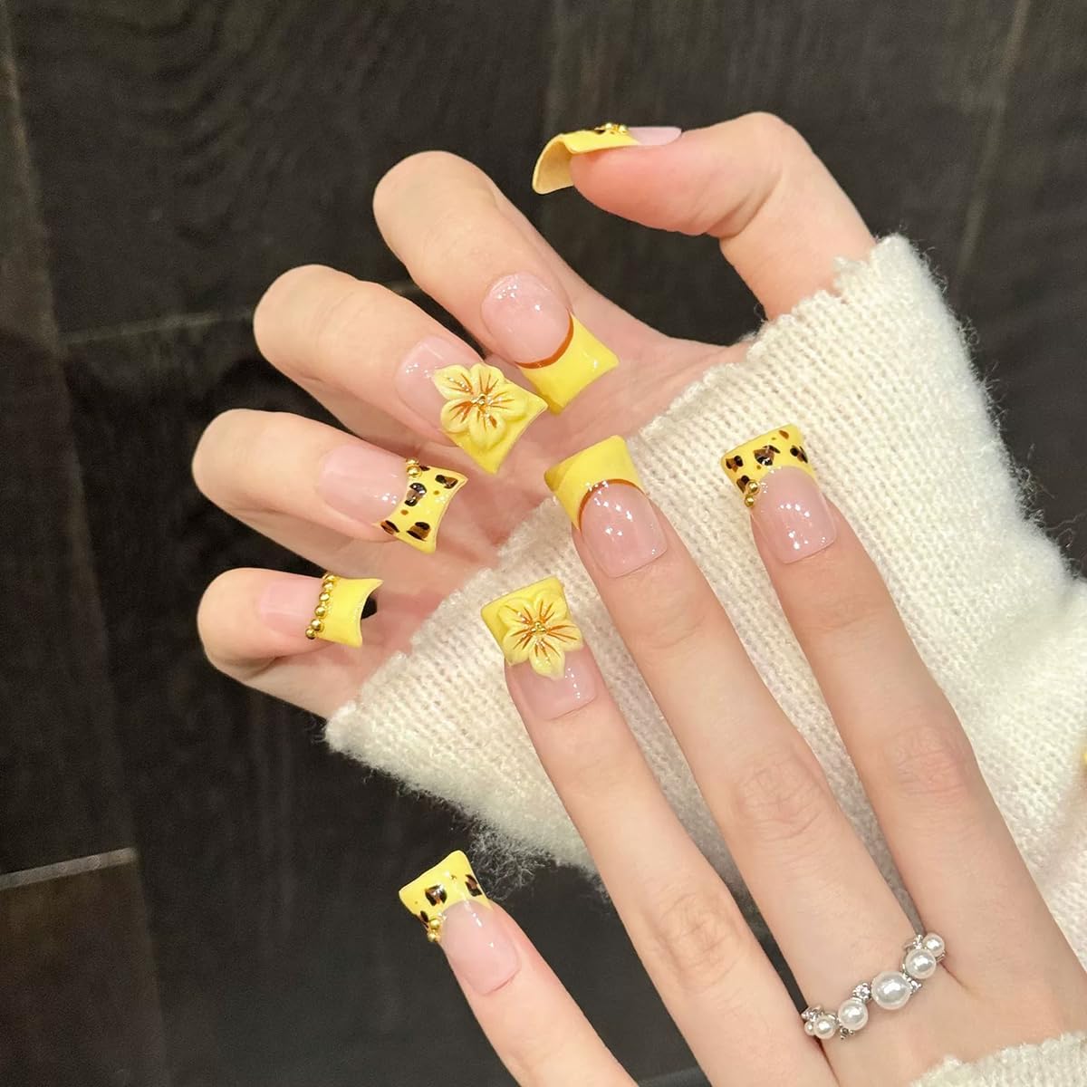 Handmade press on nails Duck Medium Fake Nails Yellow French False Nails with 3D Cherry blossoms Designs Leopard print luxury Charm Acrylic Nails for Women 10pcs (Size M）