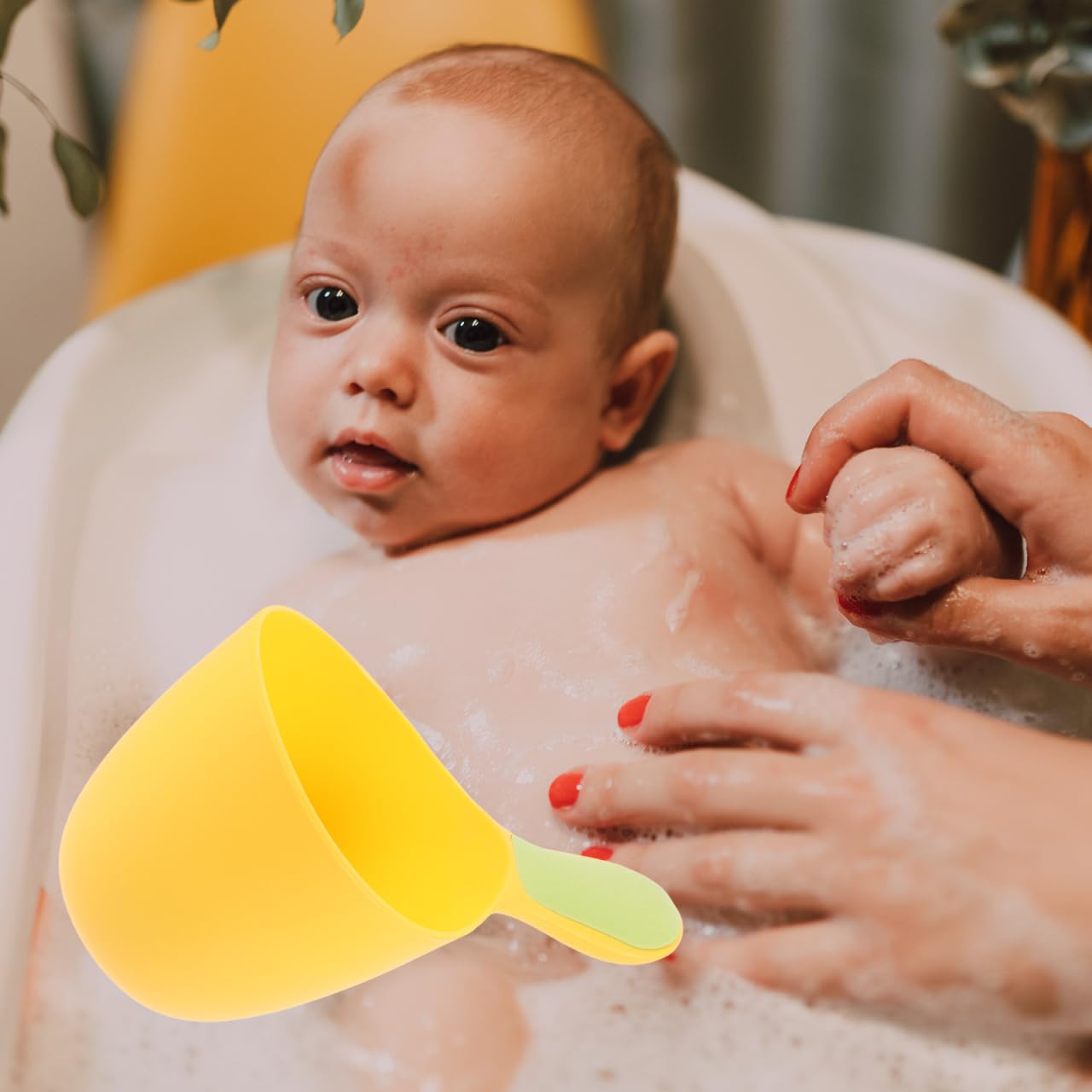 CHILDWEET 3pcs Bath Ladle Multi-purpose Water Scoops for Portable Water Dippers for Bathing Rinsing and Essential Bathroom Utensils