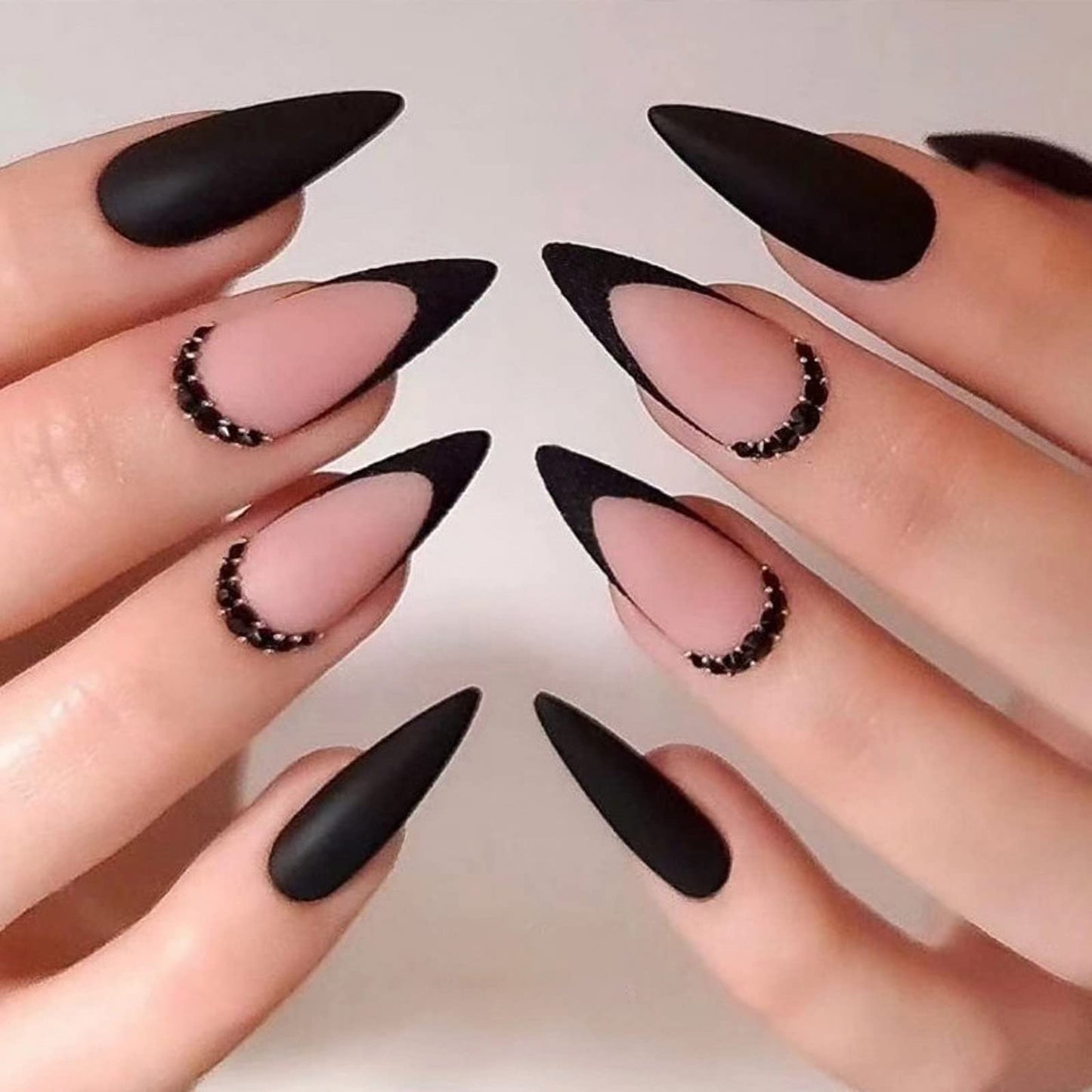 MISUD Press on Nails - Medium Stiletto Glue on Nails with Matte Black, Acrylic Bling Glitter Design 24 pcs