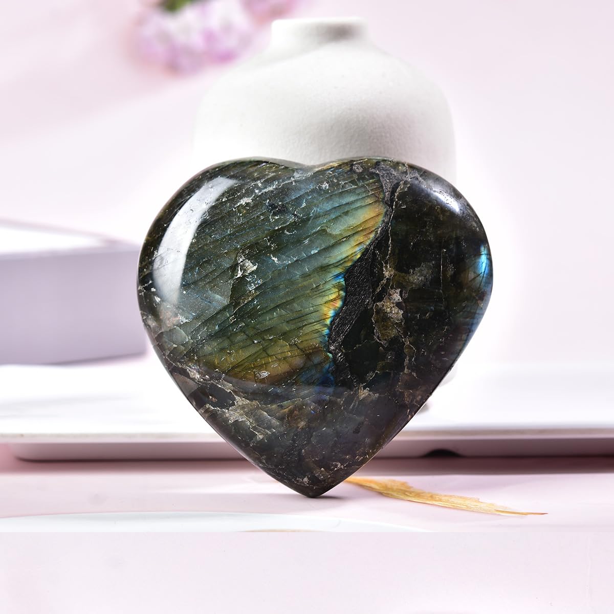 MOGEMT 80-90mm Labradorite Heart Crystal Large Palm Worry Stone Natural Reiki Healing Crystal Gemstone Gift 1 Pc