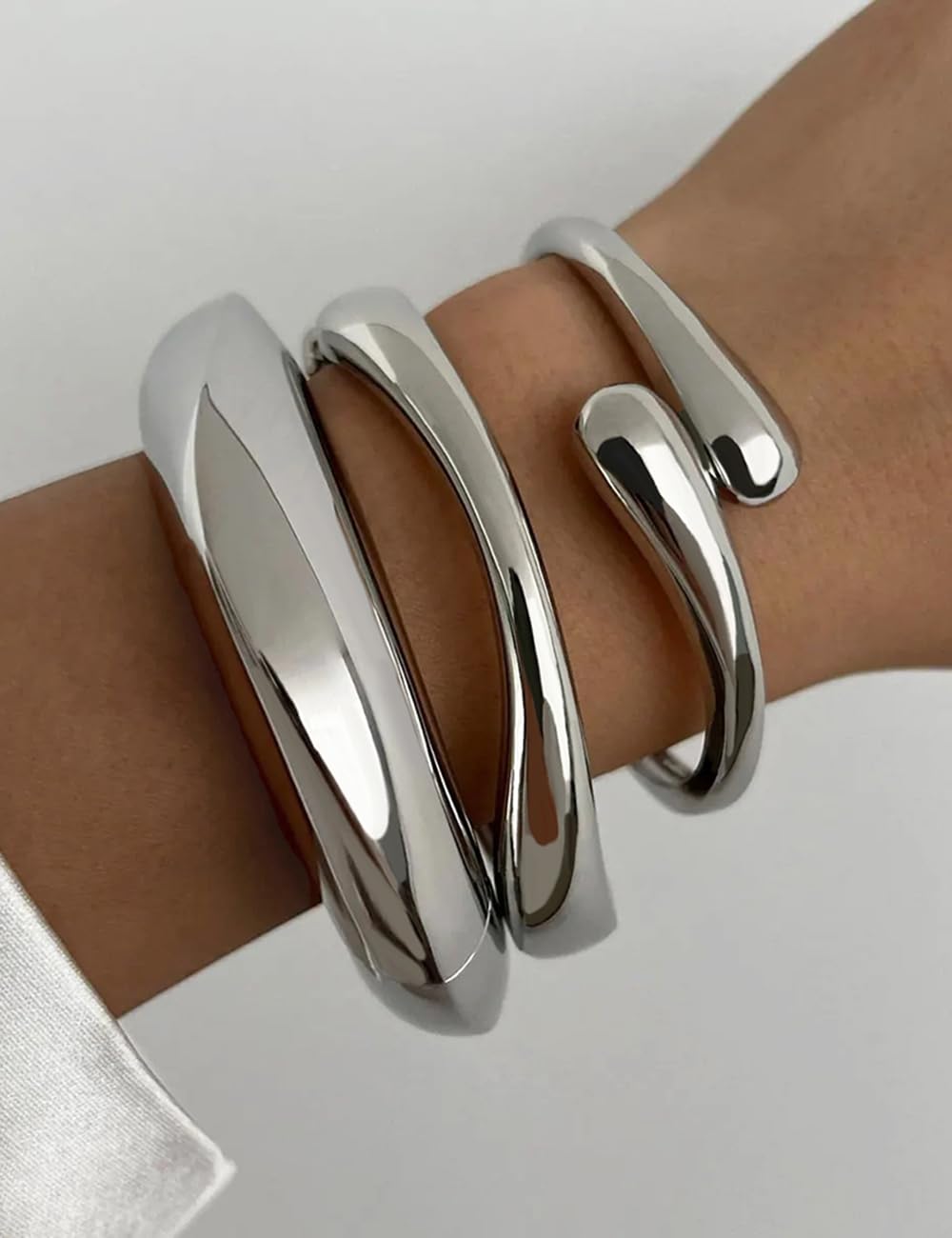Chunky Silver Bangle Bracelets for Women, Dainty 14k Silver Plated Big Statement Bangles Set, Trendy Cuff Bracelet Stack Fashion Gift Ideas