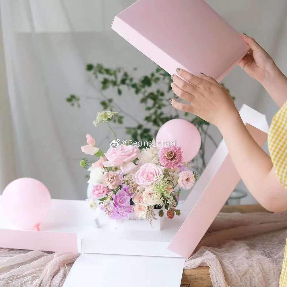 Surprise Explosion Flower Gift Box 10 * 10 * 14 inches- For Marriage Proposal Birthday Party Christmas Any Surprise Event (Without flower) (White (Only box))
