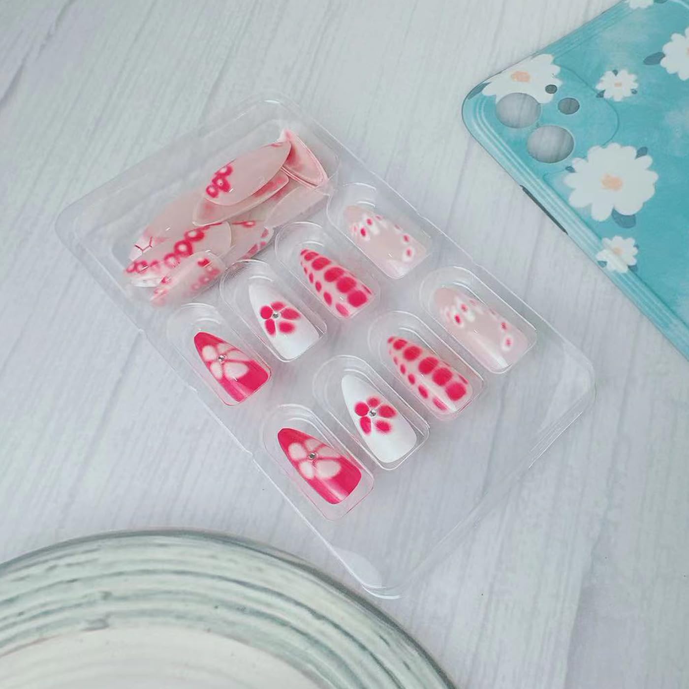 French Tip Press on Nails Short Almond Fake Nails Cute Flowers False Nails with Rhinestones Designs Artificial Nails Flower Petals Nails Tip Glue on Nails Nude Full Cover Nails for Women 24Pcs