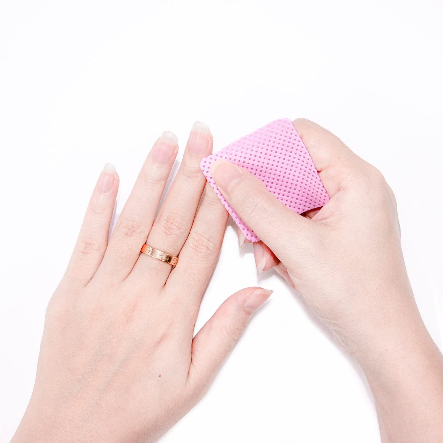 Bcowos Pink Lint Free Nail Wipes- 2000PCS Super Absorbent Nail Polish Remover Pads- Lint Free Wipes for Nail Polish Removal, lash Extensions Application, Nail Care