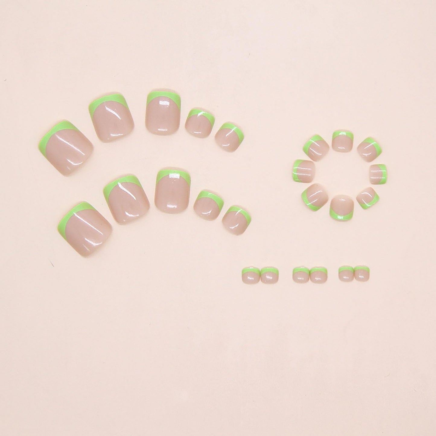 RUOKEXIN Short Press on Toenails Green French Tip Fake Toenails with Designs Square Toe Nail Press ons Sparkly Artificial Nails for Women 24Pcs