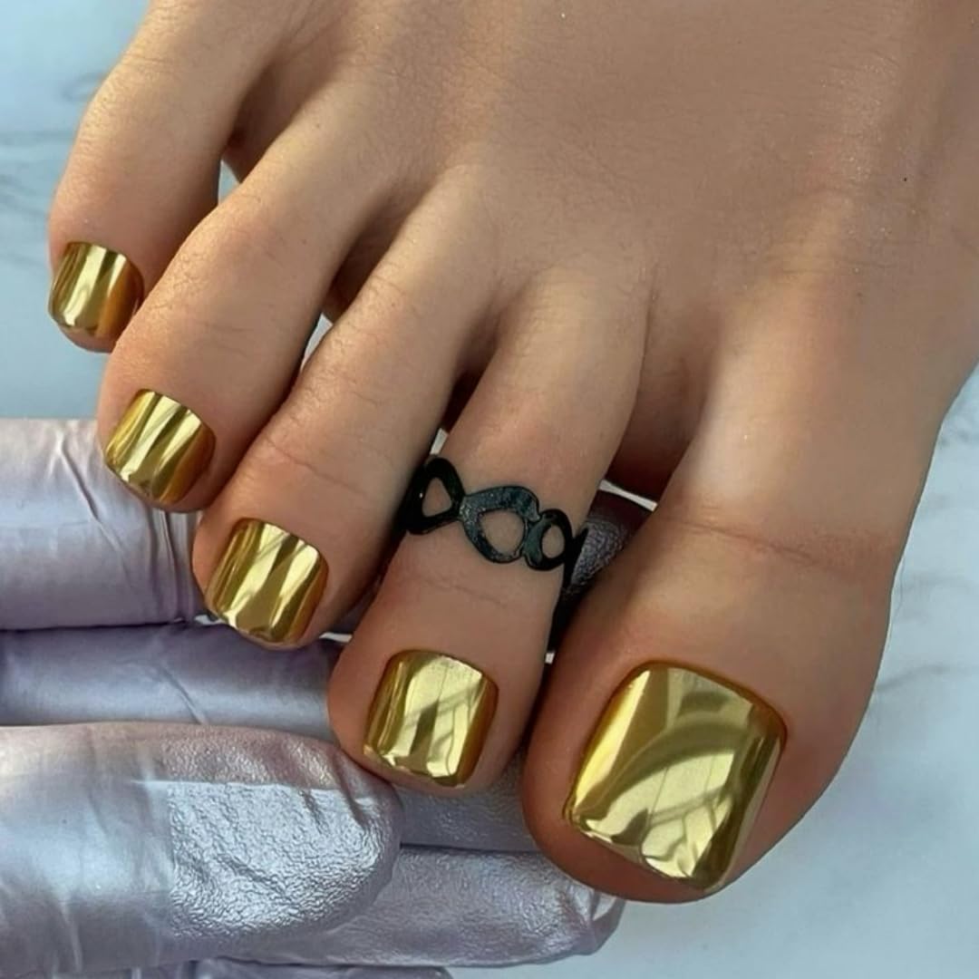 KQueenest Gold Chrome Press on Nails Medium Almond&Chrome Goid Press on Toes Short Square For Beach Party Daily Decoration in 48 PCS