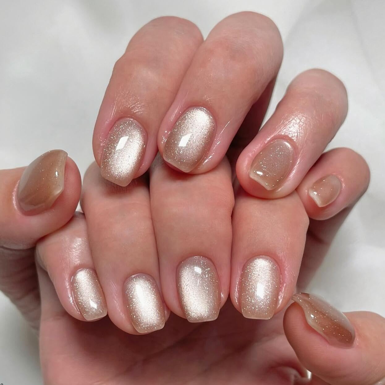 KQueenest Cat Eye Nude Pink Press on Nails Short Square, 30 Pcs Thick Glitter Fake Nails Press ons, Sparkle Bling Acrylic Nails Glue on Short, Shiny Cute False Nails for Women Manicure