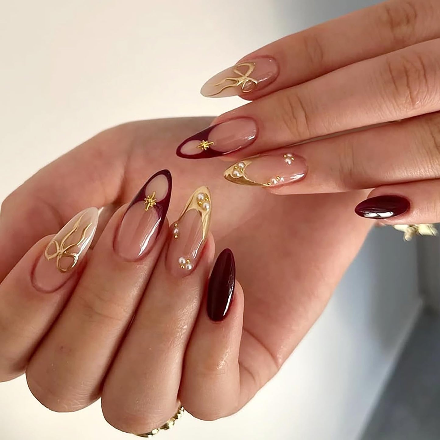 Retro 3D Pearl Press on Nails Gold Bow French Tip Fake Nails Long Almond Acrylic False Nail Glossy Full Cover Glue on Nail for Women