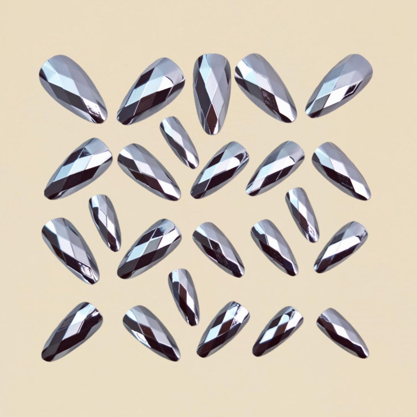 RUOKEXIN Almond Press on Nails Medium Length Fake Nails Silver Chrome False Nails with 3D Rhombus Designs Full Cover Nail Press ons Sparkly Artificial Nails for Women 24Pcs