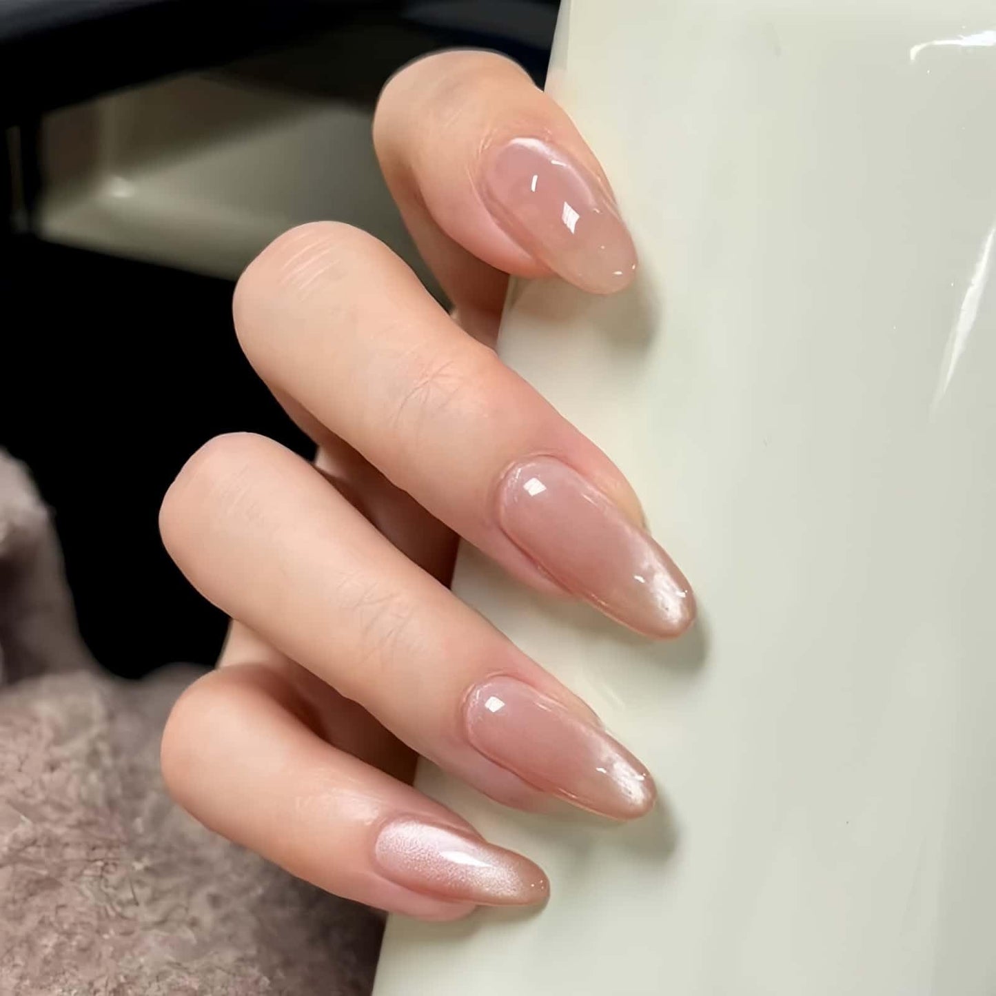 Valentine Press on nails Medium Almond Fake Nails Pink Full Cover Glossy Pure Glossy Acrylic Nails Glue on Nails Cat Eye Light Gel Nail Artificial False Nails Removable Stick on Nails for Women 24 Pcs
