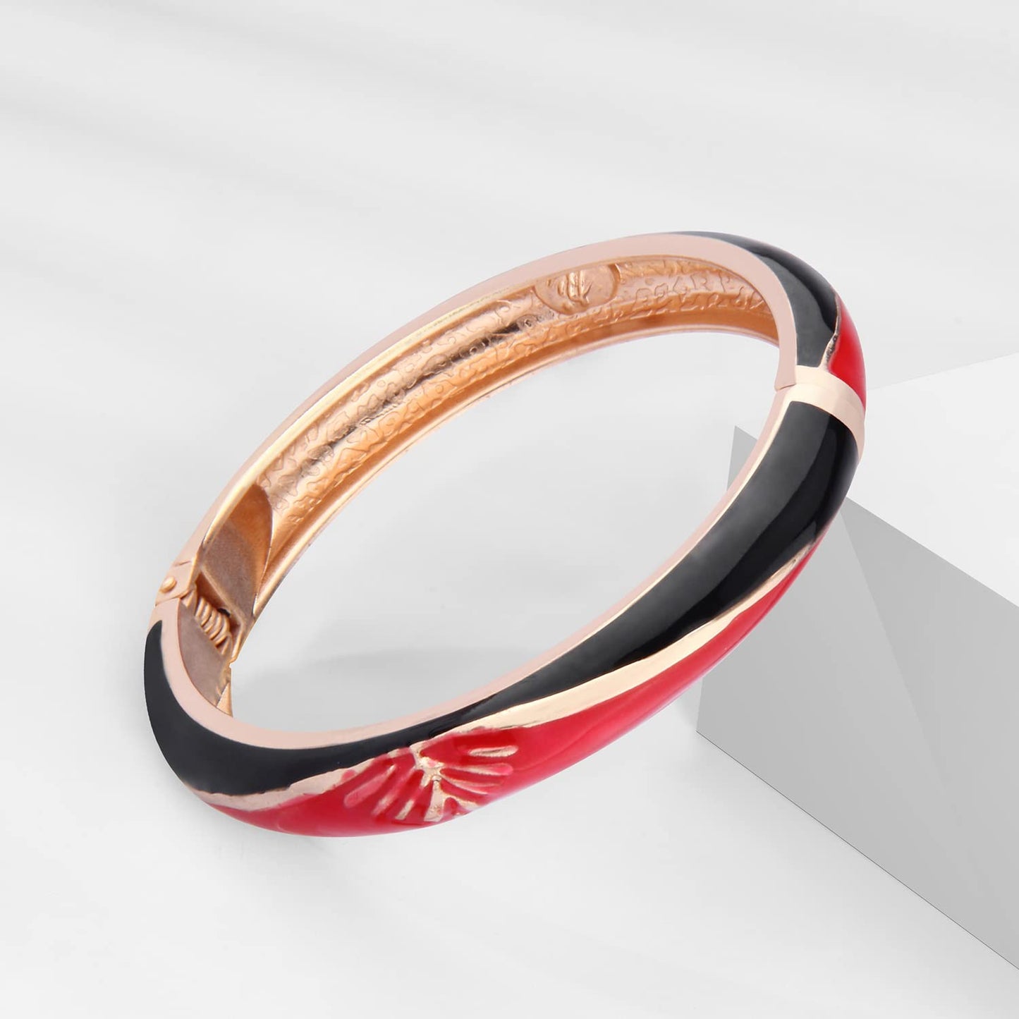 UJOY Fashion Geometric Bangle Bracelet-Handcraft Spring Cuff Women Enamel Jewelry Gift Pack in Box 55A79 BlackRed