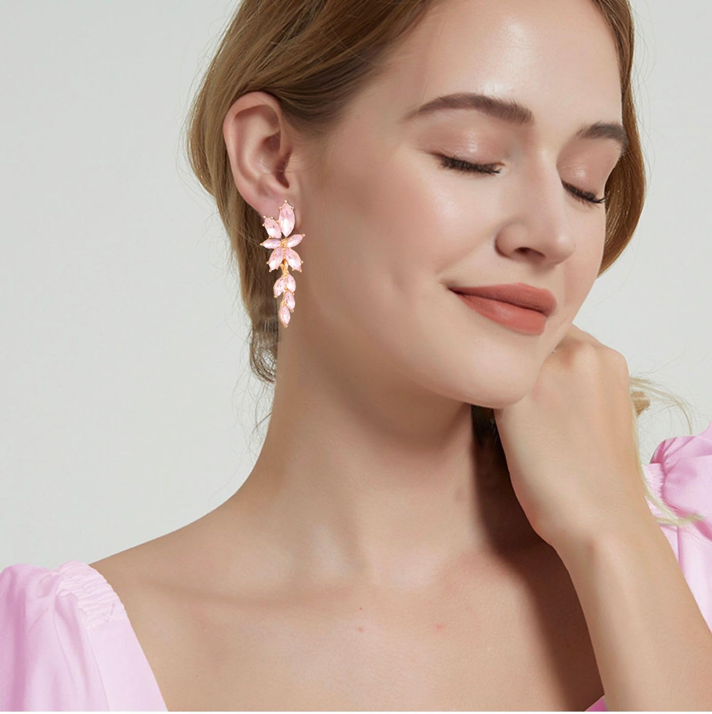 ATIMIGO Elegant Light Pink Rhinestone Dangle Earrings Cluster Crystal Wedding Bridal Earrings for Brides Bridemaids Formal Prom Statement Drop Earrings for Women