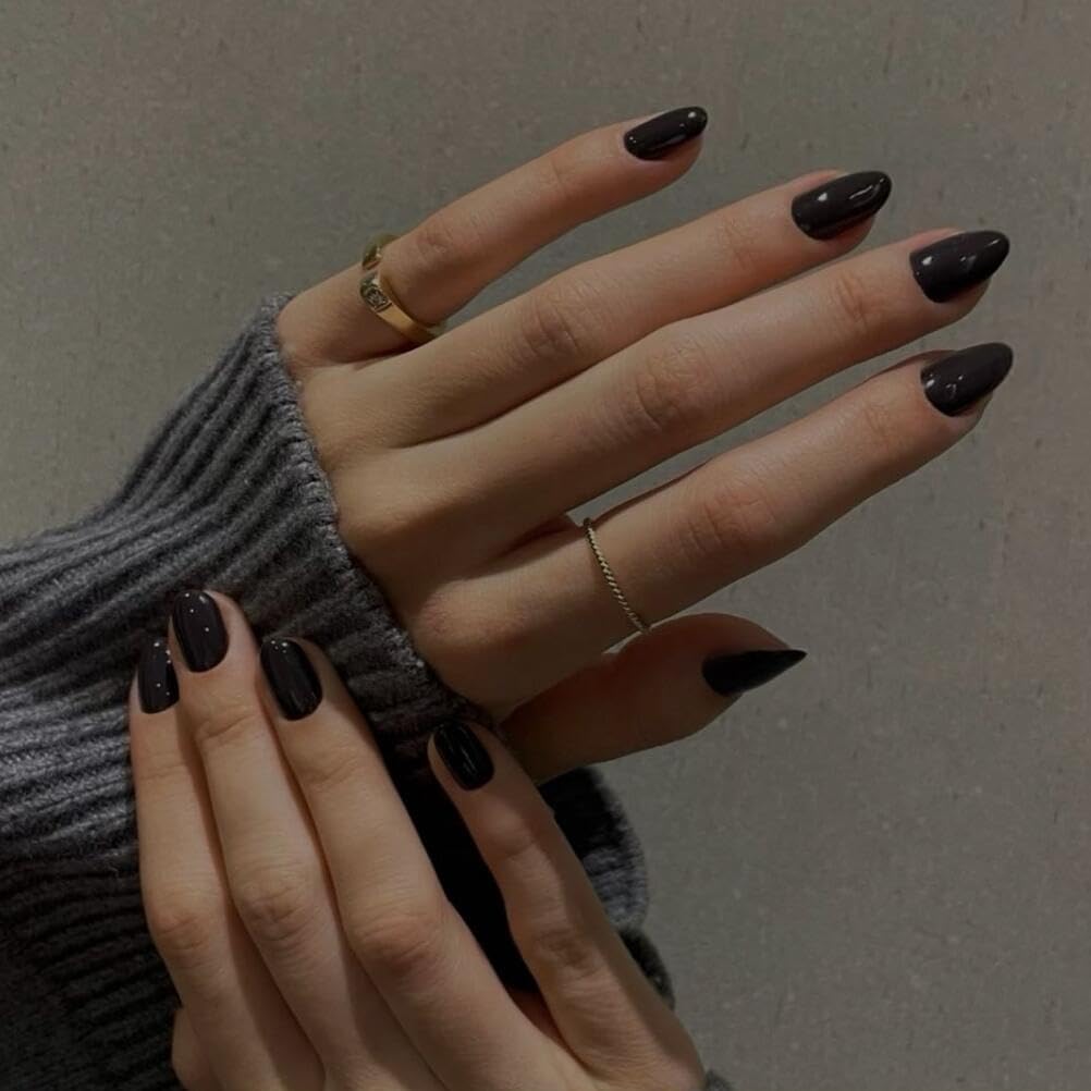 KQueenest Black Press on Nails Short Oval, Chrome Round, Metallic Glue on Acrylic, Almond Fake With Design, Glitter False in 24 PCS