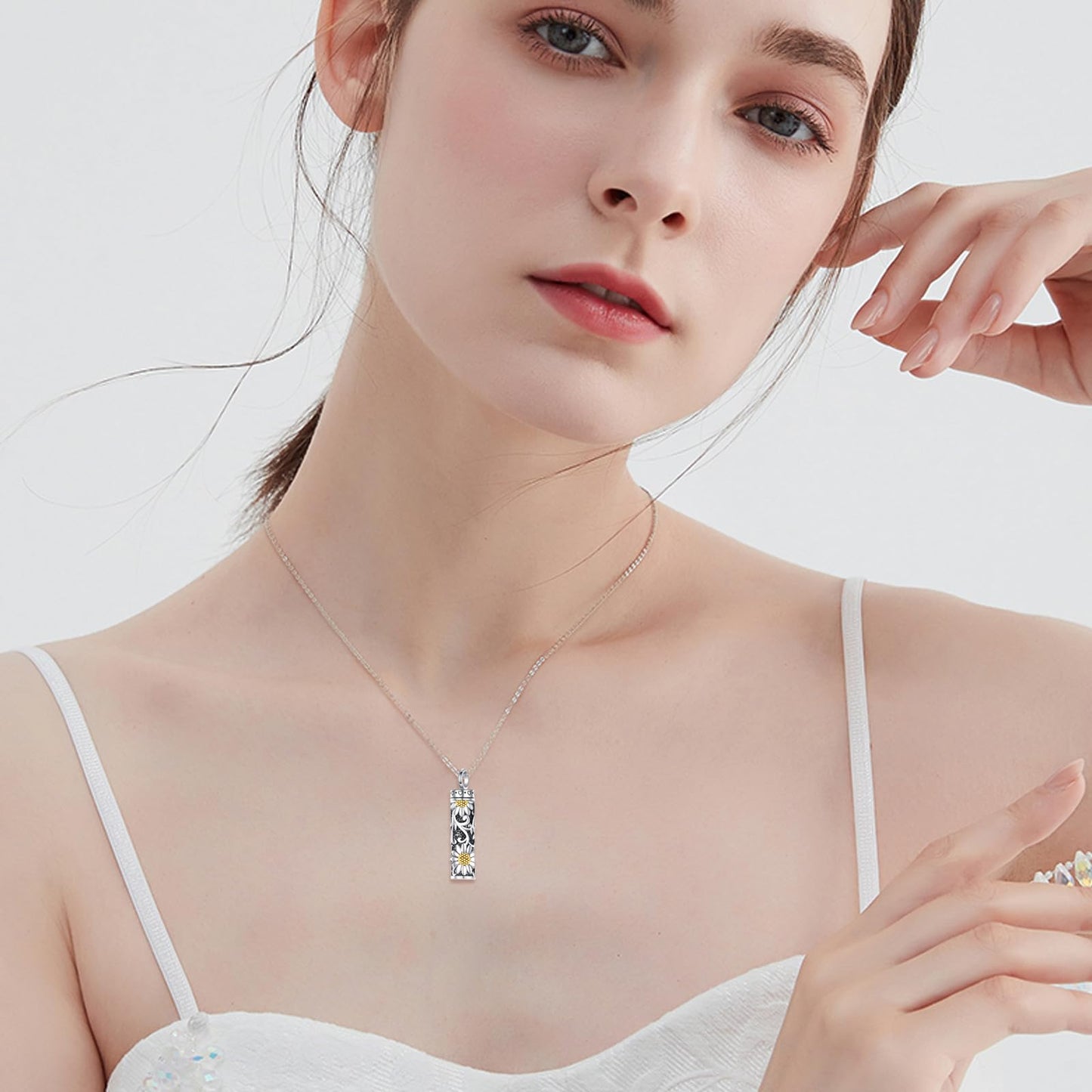 POPLYKE Daisy Filigree Urn Necklace for Ashes for Women Sterling Silver Cremation Necklace for Ashes Keepsake Jewelry for Human Men