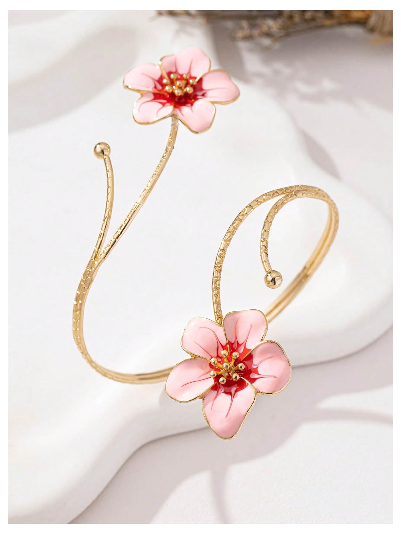 MakeMeChic Beach Gold Arm Cuff Jewelry for Women Bangle Band Armlet Flower Upper Arm Cuff Bracelet Summer Beach Essentials Multicolor One-Size