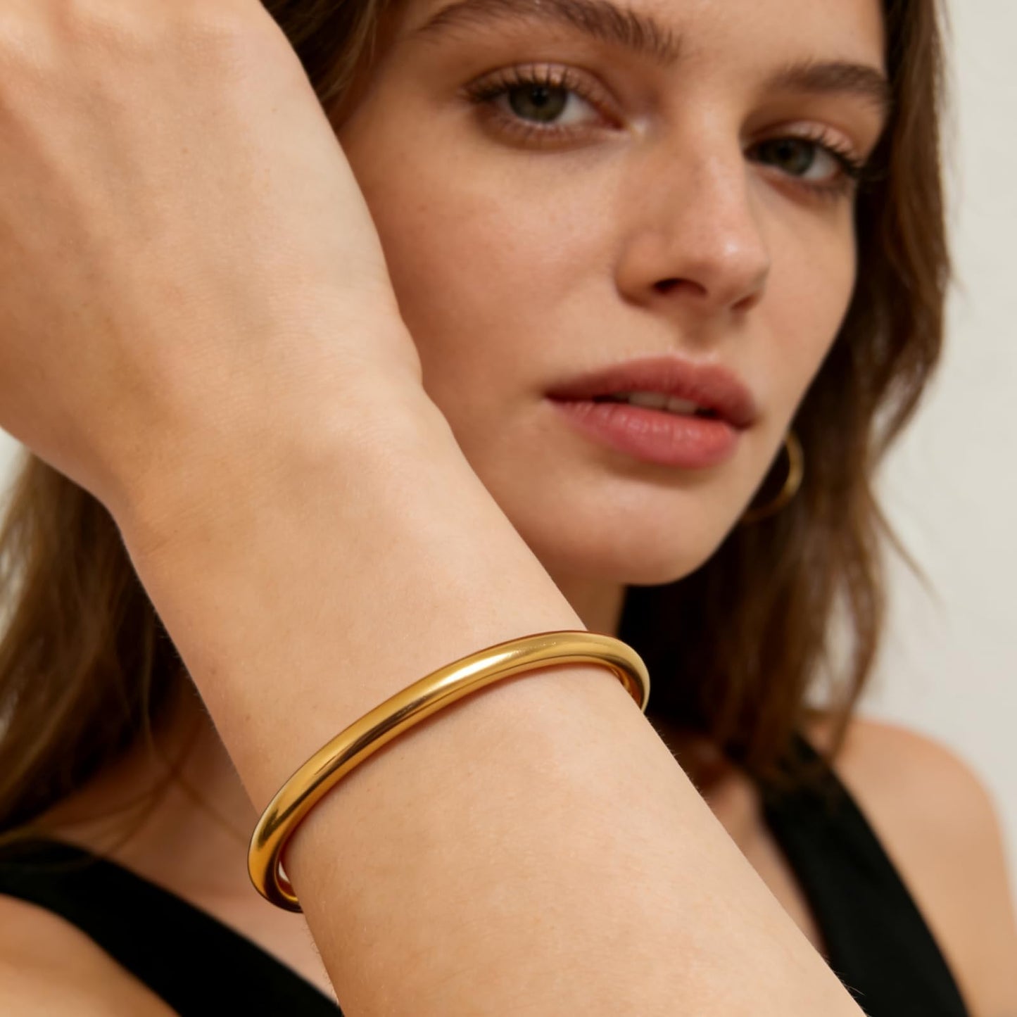 BRIGFUTU 18K Gold Plated Bangles for Women, Dainty Stainless Steel Hinged Bangle Bracelets Set of 2, Waterproof Minimalist Cubic Zirconia Stackable Jewelry Gift for Her