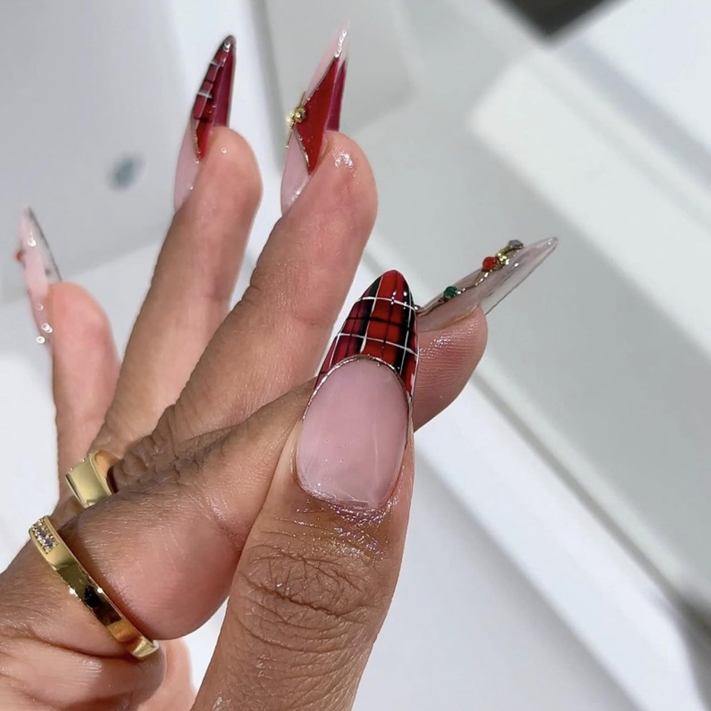 IMRAIN Press on Nails Medium Almond Fake Nails Red Acrylic False Nails with Rhinestones Design Full Cover Handmade Artificial Xmas Glue on Nails