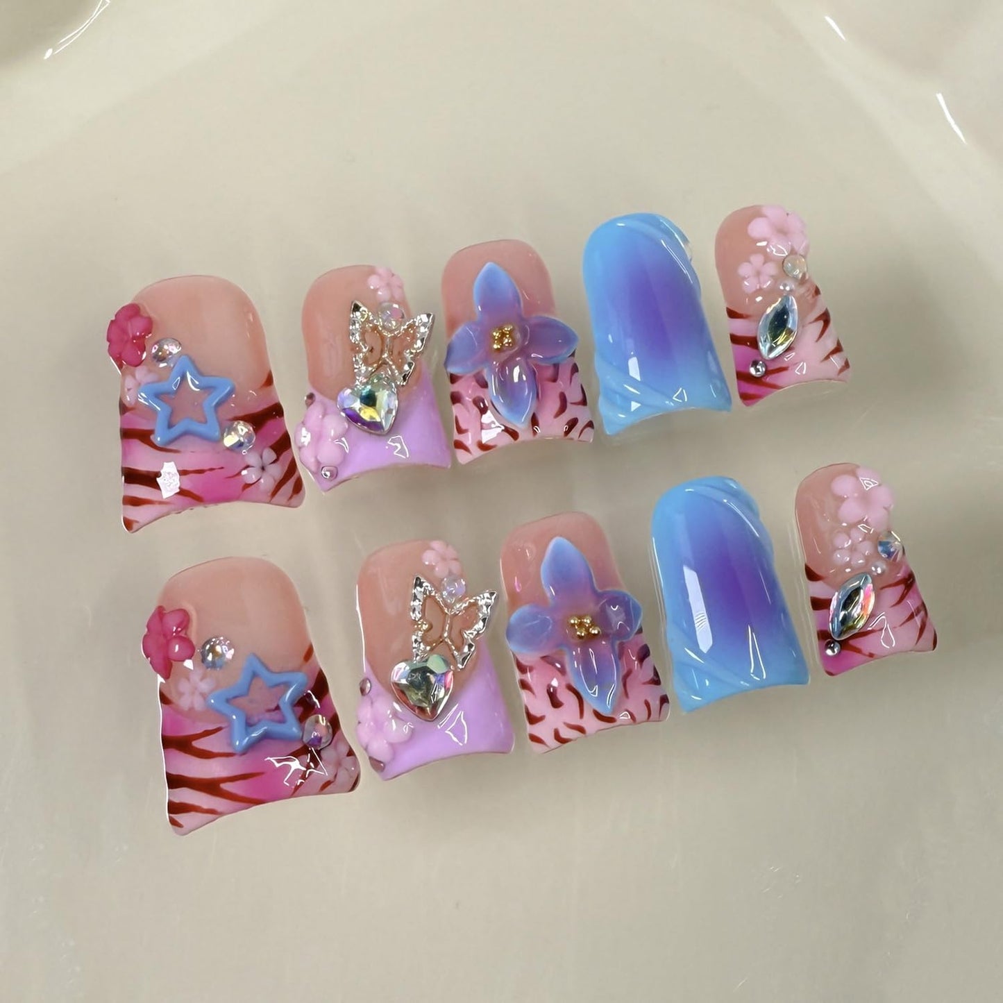 Handmade Press on Nails Leopard Print 3D Luxury Flower & Butterfly Fake Nail Designs Gradient Stick on Nails Full Cover Flower Press on Nails Short Duck Muti-Layer Gel Thick Acrylic Nail for Women（M)