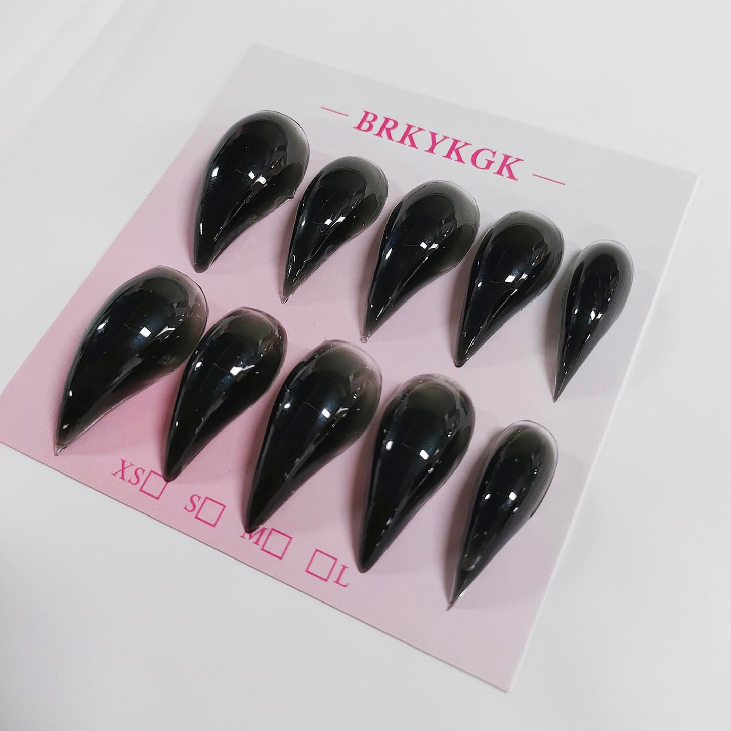 Eagle Claw Press on Nails Handmade Medium Stiletto Unique Thick Acrylic Nails Black Talon False Nails Cat Claw Glossy Glue on Nail Solid Colour Curved Sturdy Nail Art 10Pcs(M)