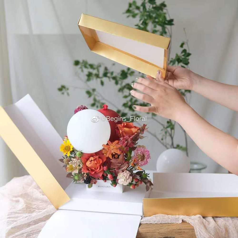 Surprise Explosion Flower Gift Box 10 * 10 * 14 inches- For Marriage Proposal Birthday Party Christmas Any Surprise Event (Without flower) (White (Only box))