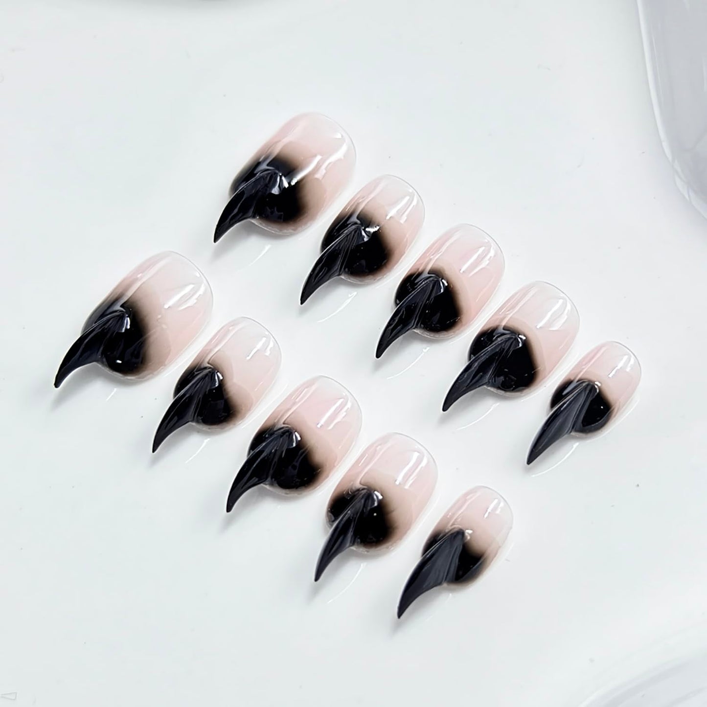 10 Pcs Stiletto Press on Nails Curved Medium Cat Claw Nails Press Ons Unique 3D Black French Tip Cat Claw Handmade Fake Nails Thick Gradient Designs Stick on Nail Glossy Acrylic Nail (S)