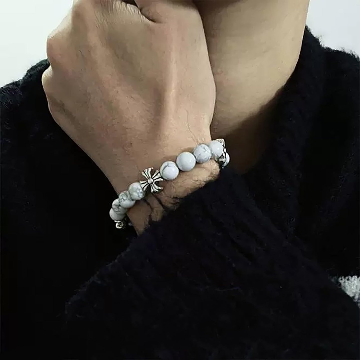 Yochus 60pcs White Howlite Turquoises Beads，6mm Healing Power Natural Stone Round Loose Beads for Jewelry Making Earring Necklace DIY Crafts