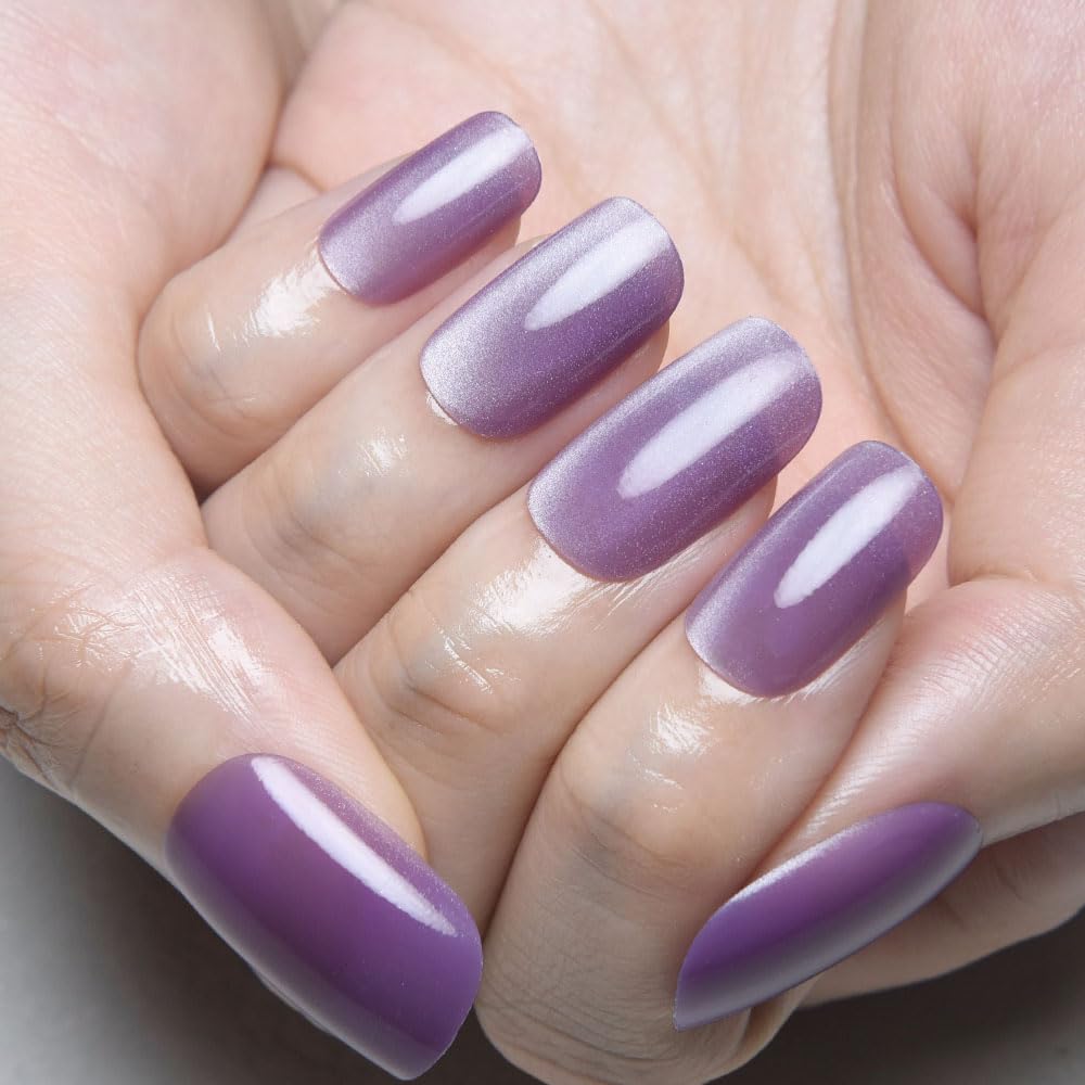 Lavender Purple Cat Eye Press on Nails Medium Square, Medium Square Press Stick on Nails Chrome for Women, Purple Holographic Glitter Glossy Reusable Gel Acrylic Fake Nail with Design Cateye Effect
