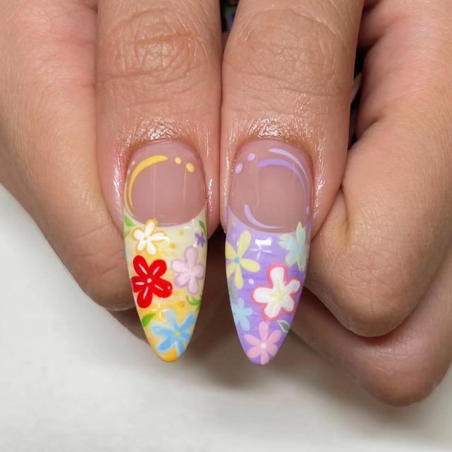 MISUD Press on Nails - Long Stiletto Fake Nails with Colorful French Tip, Acrylic Spring Summer Flower Design 24 pcs