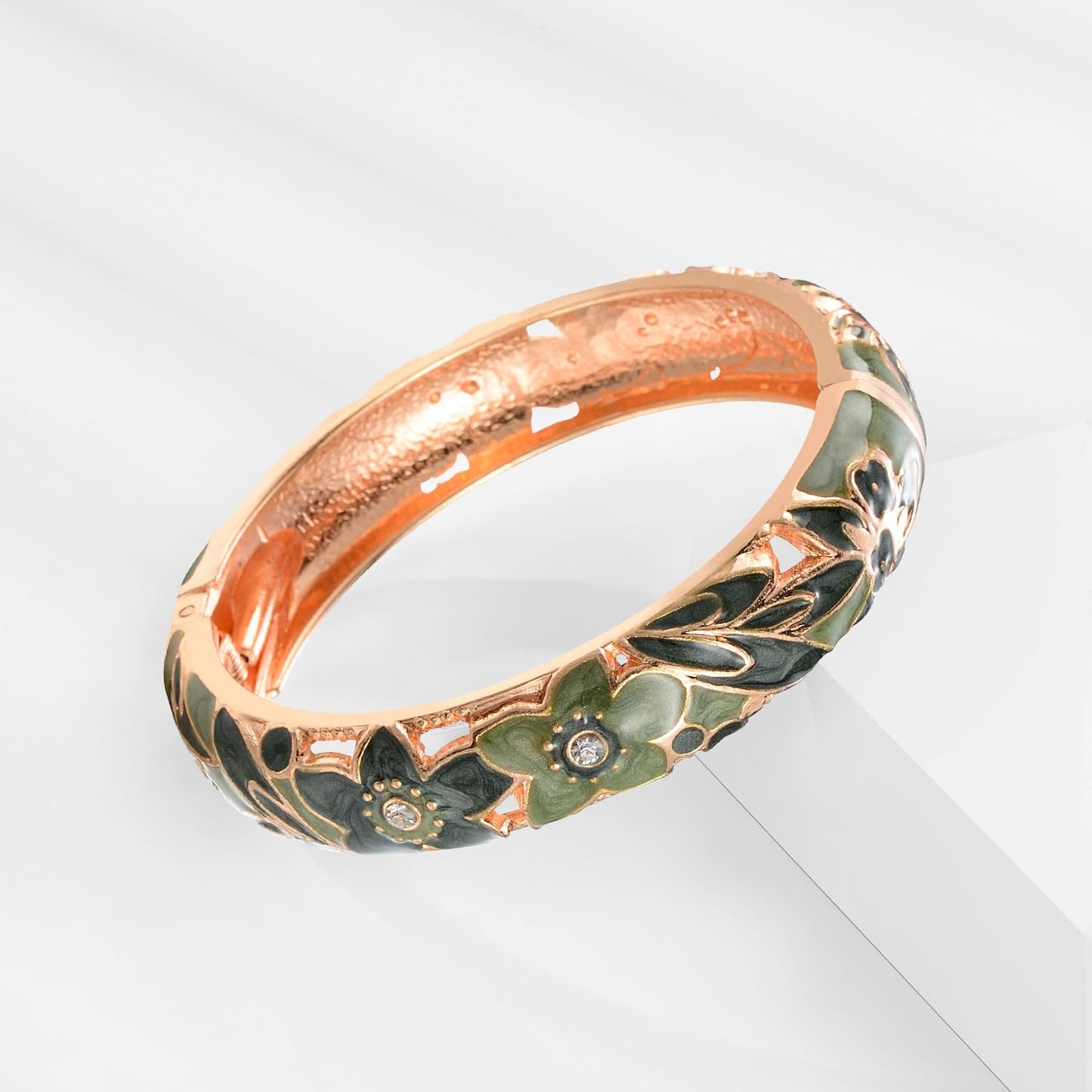 wynameleri Vintage Jewelry Cloisonne Handcrafted Enameled Gorgeous Rhinestone Flower Hinged Cuff Bracelet Bangles Gifts 88A11-55A128 Green