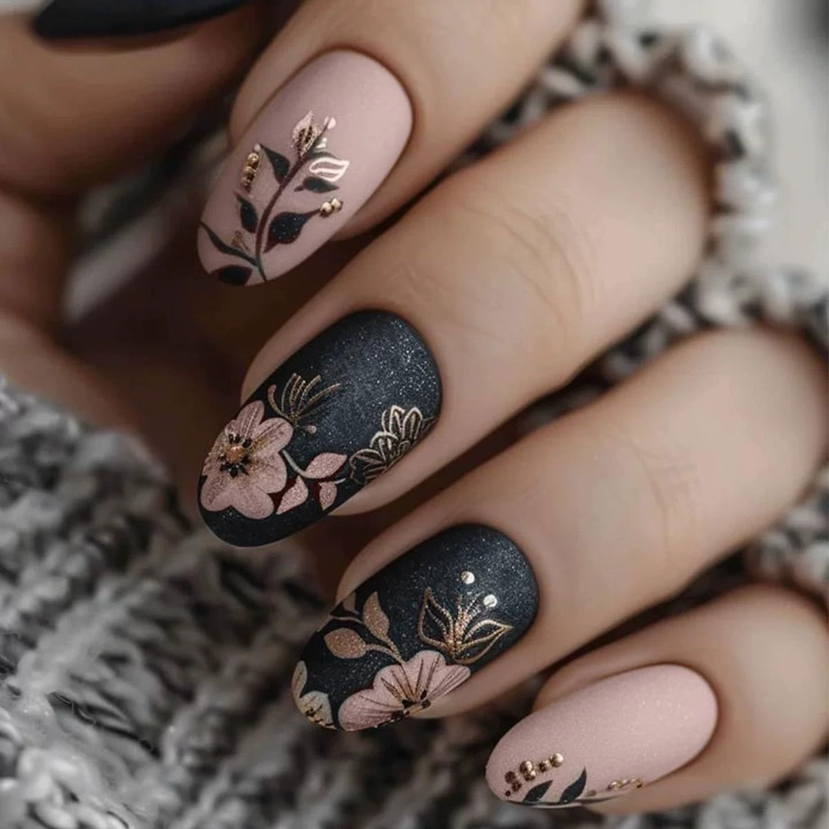 Short Press on Nails Almond Fake Nails with Flower Leaves Design Matte Black Nude Pink Spring Glue on Nails Acrylic Gel False Nail Kit Reusable Stick on Nails for Women Manicure Decorations 24PCS