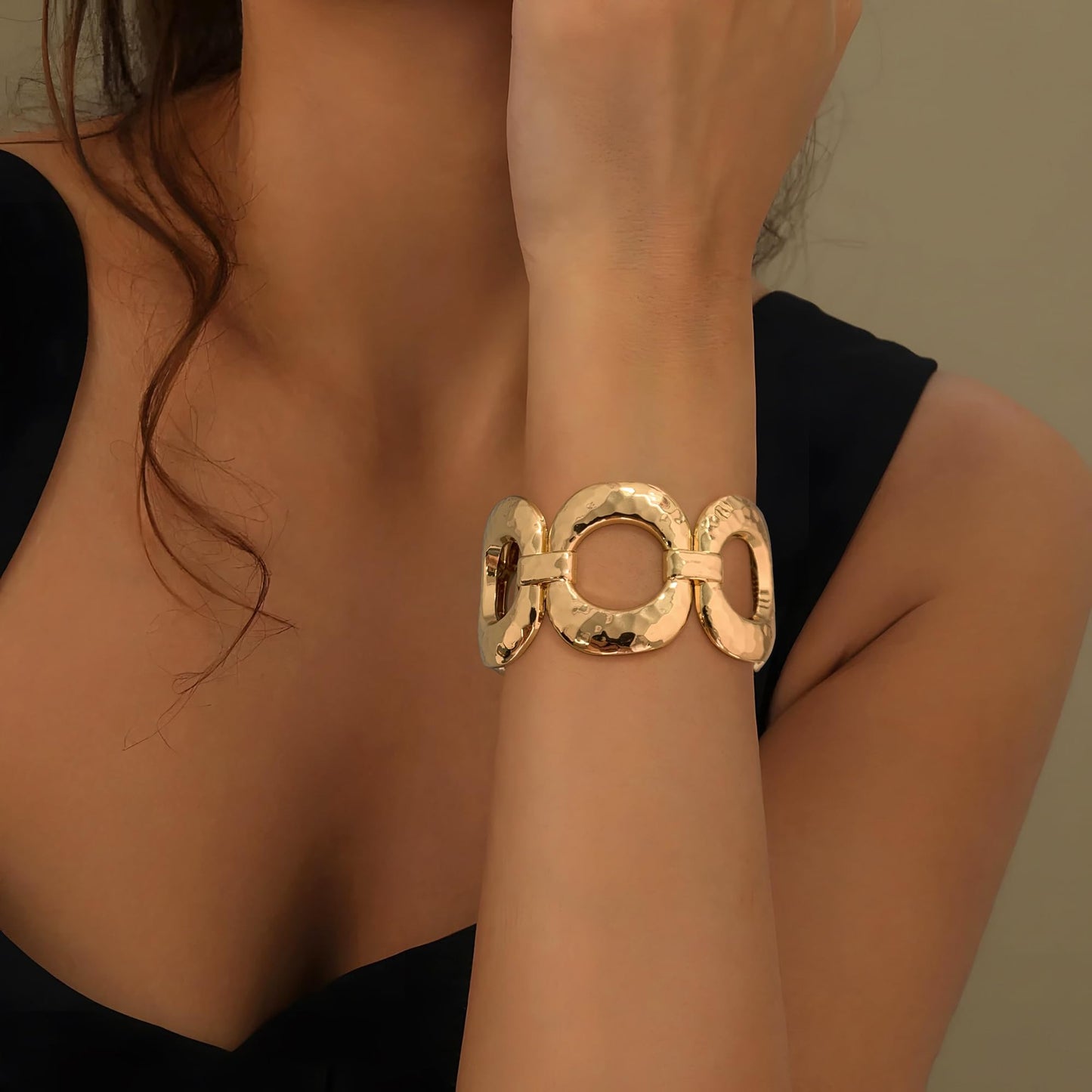 MIJENITI Chunky Bangle Bracelets for Women Thick Wide Ellipse Bracelets Vintage Statement Jewelry Hammered Wrist Arm Cuff Bracelet