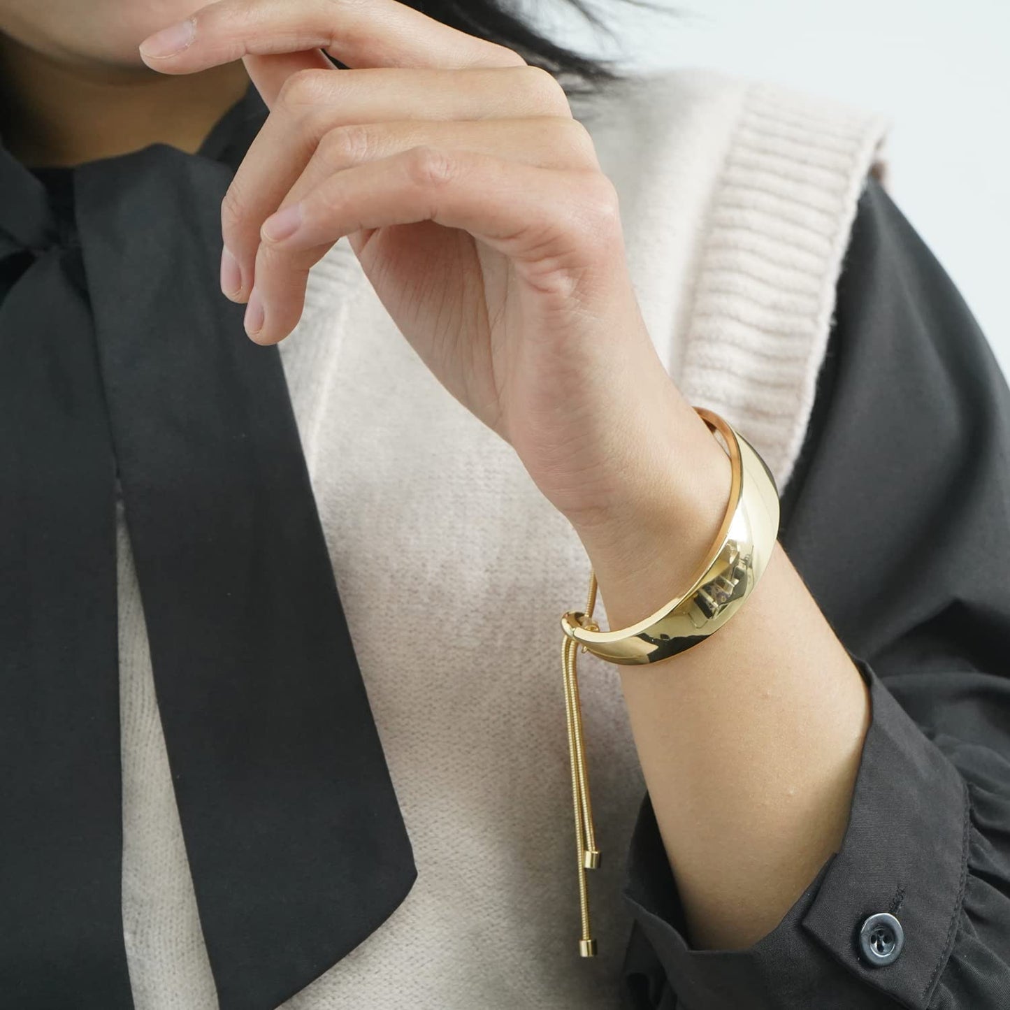 WOWORAMA 14K Gold Wide Bangle Slider Bracelet for Women Gold Adjustable Slider Bracelet for Women Chunky Gold Bar Bracelet