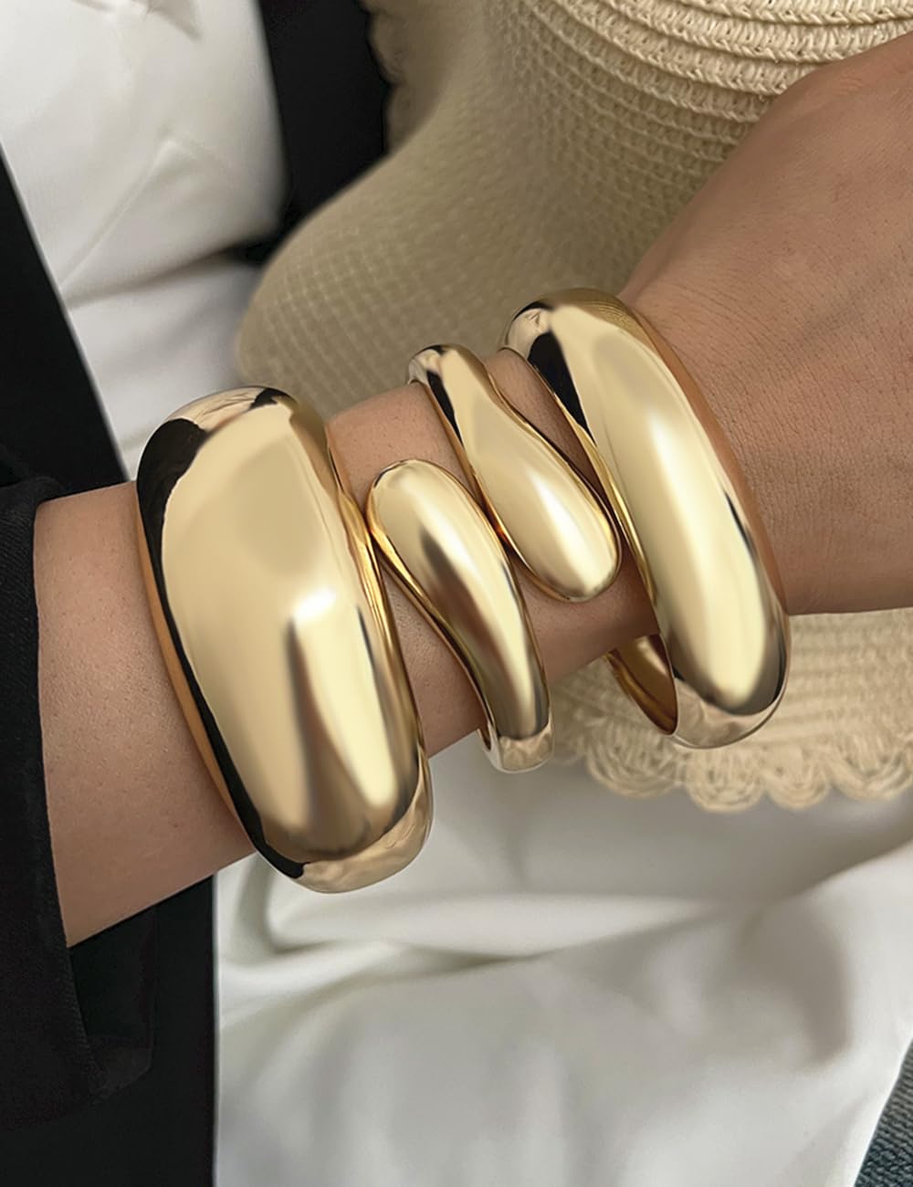 Chunky Gold Bangle Bracelets for Women, Dainty 14k Gold Plated Big Stackable Bangles Set, Trendy Statement Cuff Bracelet Jewelry Prom Wedding Accessories