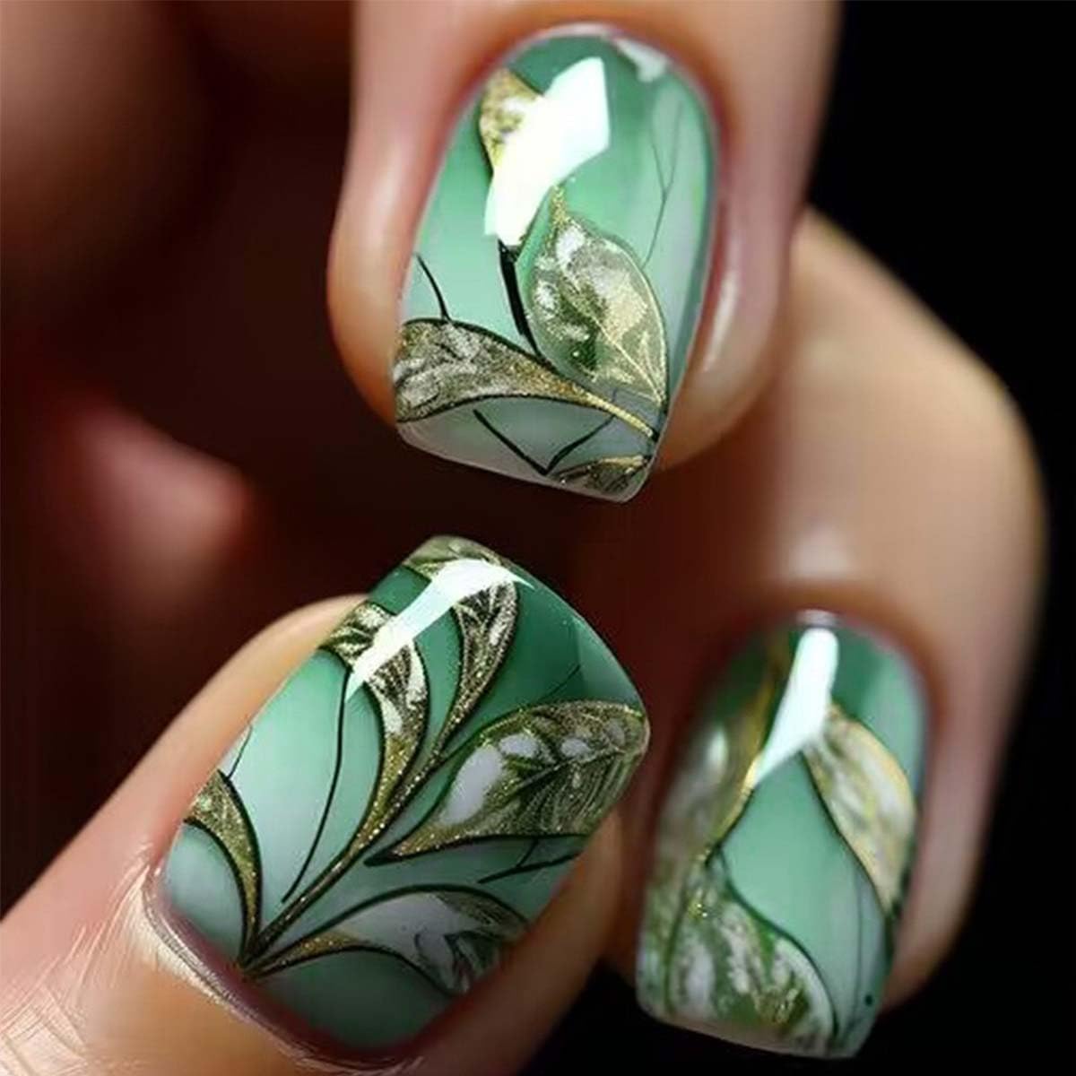 Square Fake Nails Short Press On Nails Leaf Glitter With Gradient Design Green False Nails Acrylic Artificial Glossy Full Cover Spring Glue On Nail Summer Stick On Nail For Women 24pcs