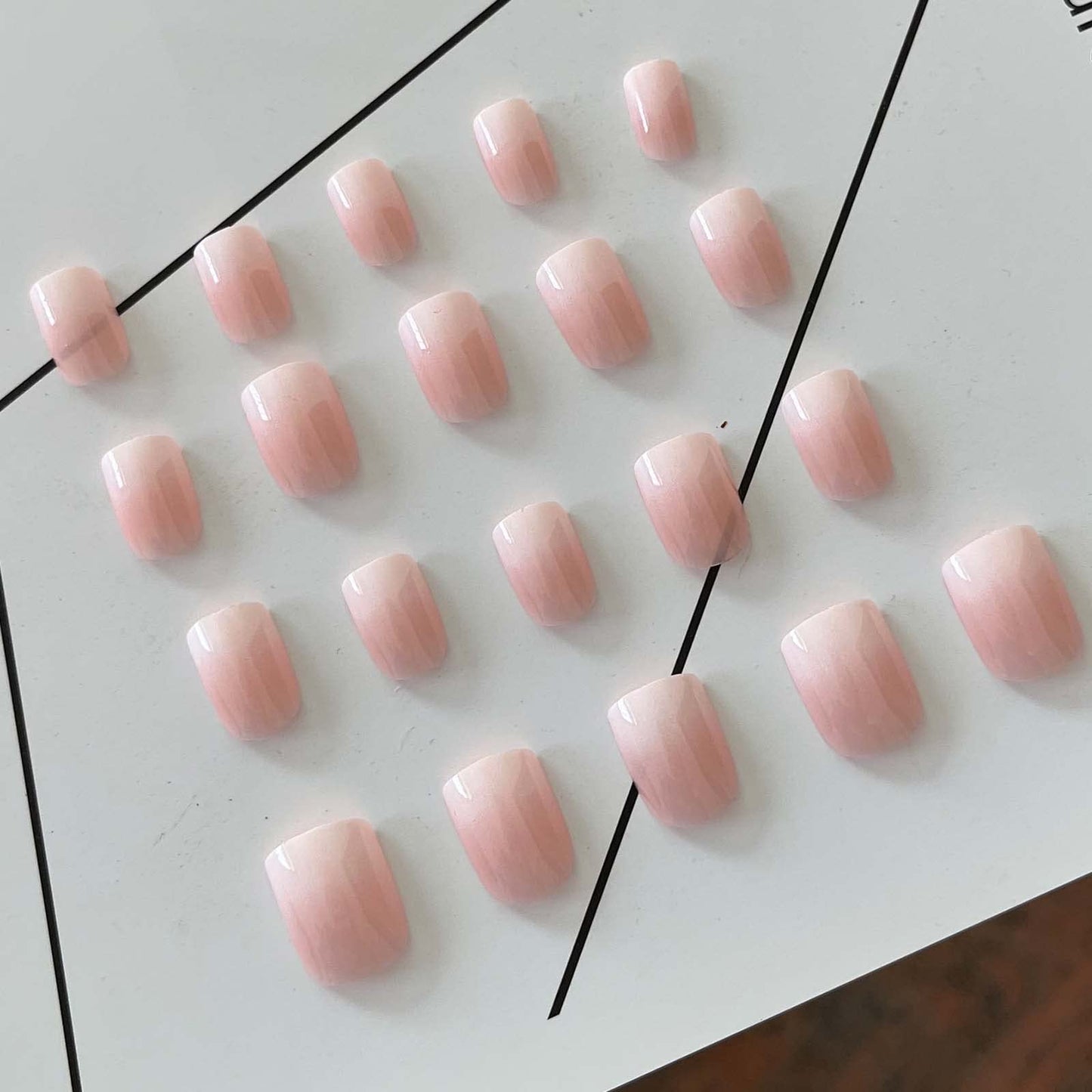 Hkanlre Press on Nails Square Nude Fake Nails Gradient Acrylic Full Cover False Nails for Women and Girls 24PCS