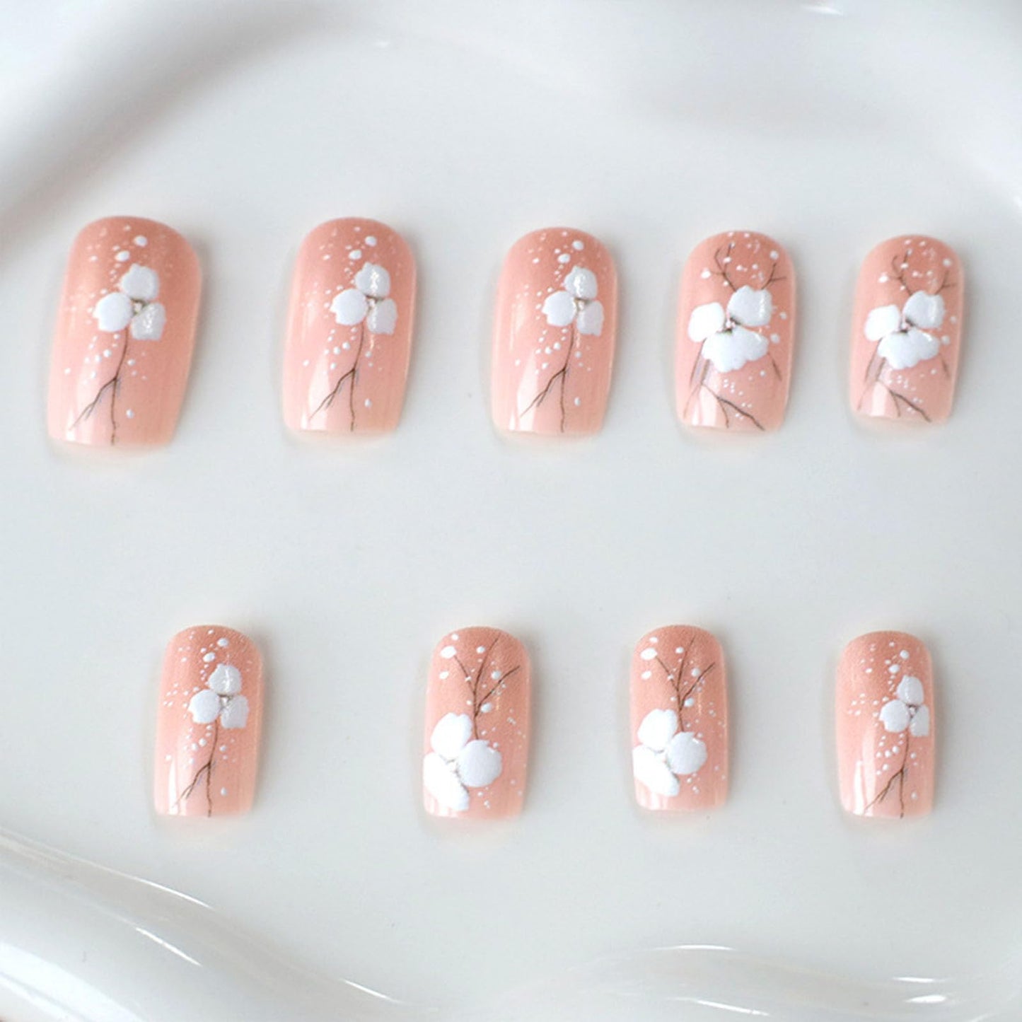 Square Press on Nails Medium Fake Nails with White Flower Dot Designs Glossy Nails Press ons Nude Full Cover Glue on Nails Summer Acrylic Artificial Stick on Nails for Women 24Pcs