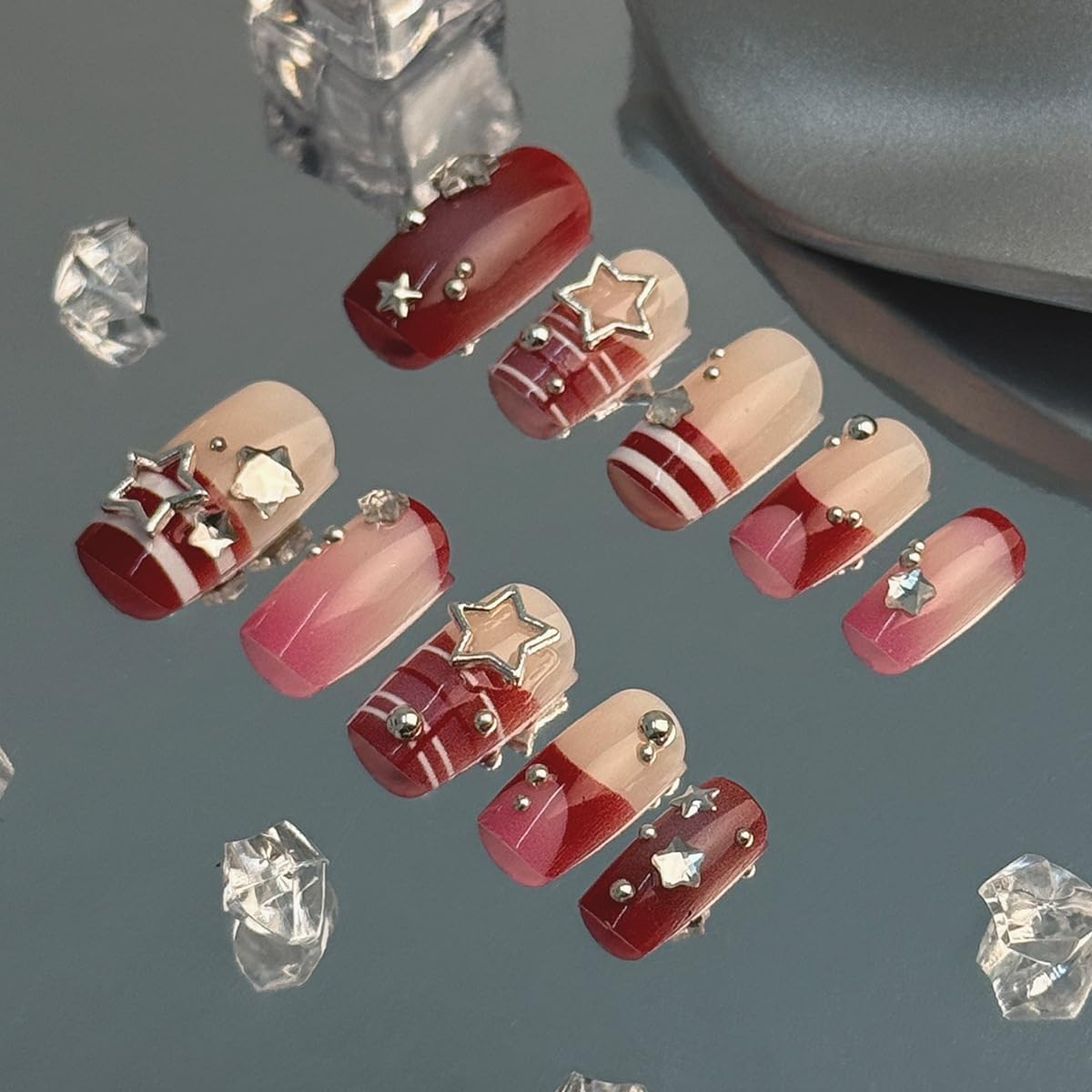 plalely Square Press on Nails Medium Pink Fake Nail 3D Star Charms with Stripes Acrylic Nail Press ons Y2K Style Stick on Nail for Women 24pcs