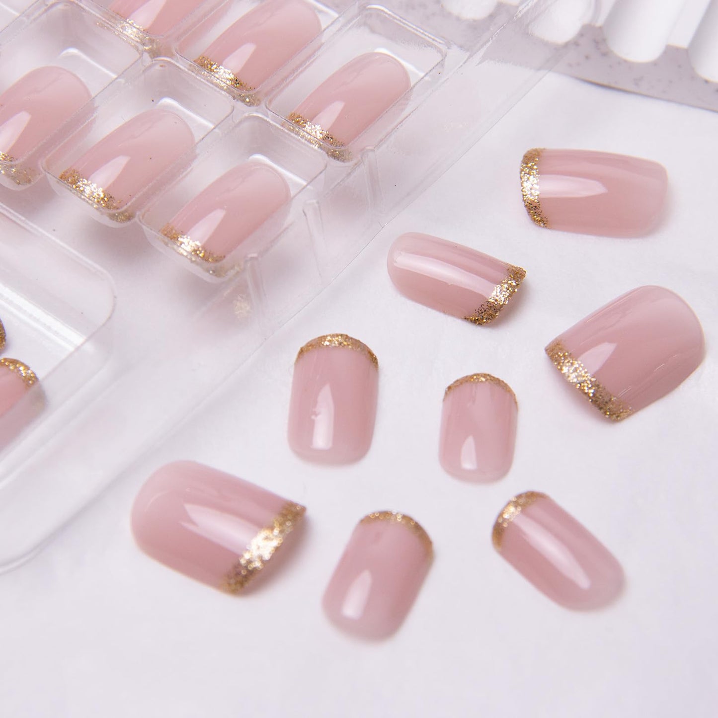 French Tip Press on Nails Short Square Fake Nails Gold Glitter Acrylic Nails Nude Pink Nature Artificial Nails Glossy Squoval False Nails Glue on Nails for Women Girls Manicure Nails Decoration