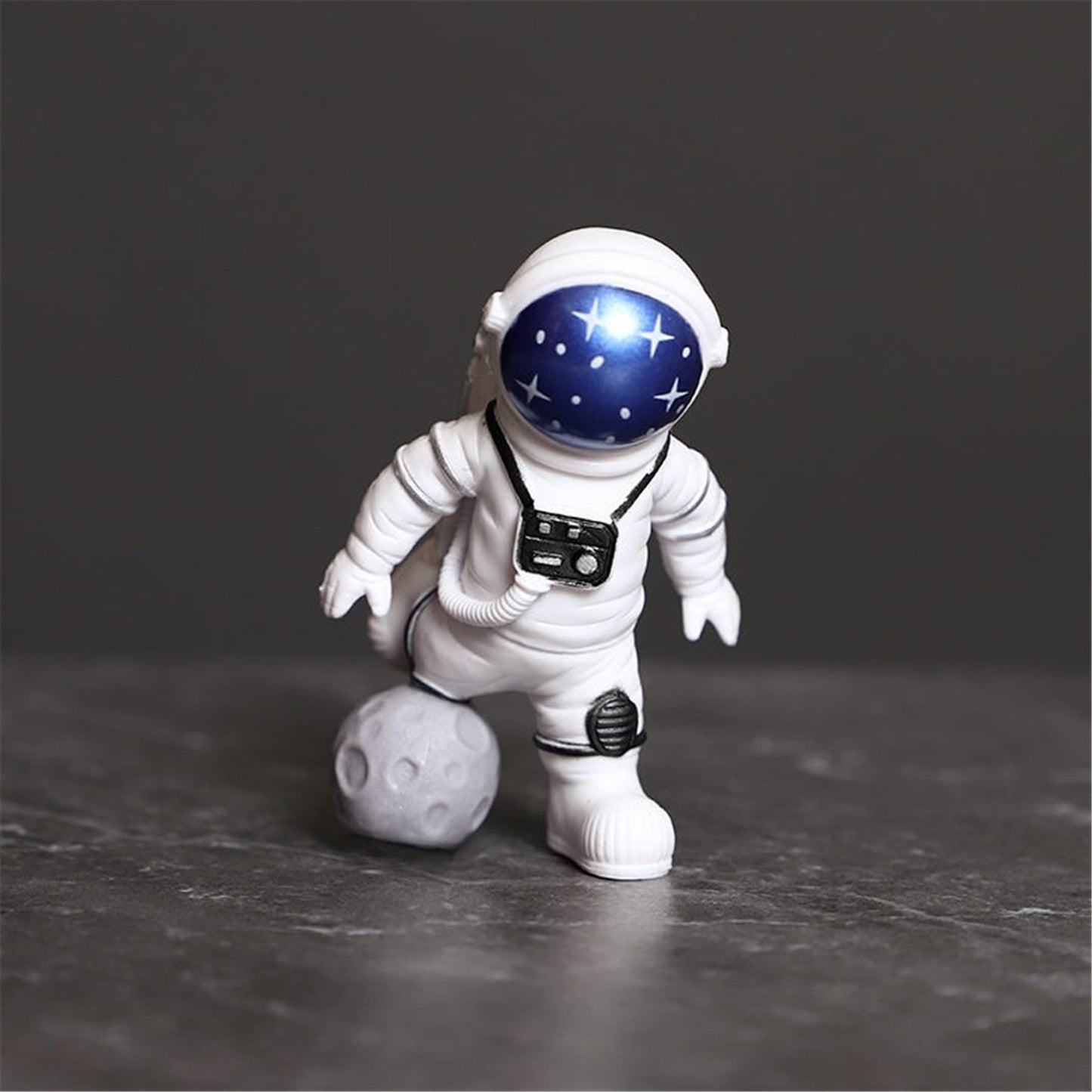Ni-JASW Blue White Astronaut Statues Set of 4, Spaceman Sculpture Figurines Outer Space Theme Decor for Nursery Room Cake Topper