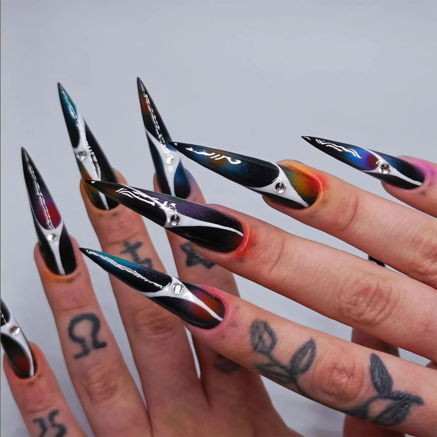 Stiletto Press On Nails Long Fake Nails Gradient With Rhinestone Design Black False Nails Full Cover Acrylic Nail Artificial Glossy Stick On Nail For Women 24pcs