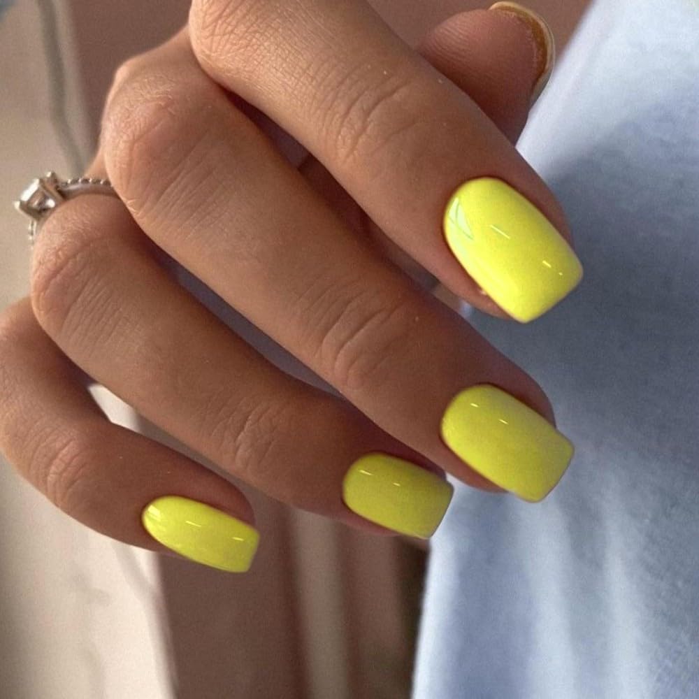 XCREANDO Yellow Press on Nails Short Square, 24PCS