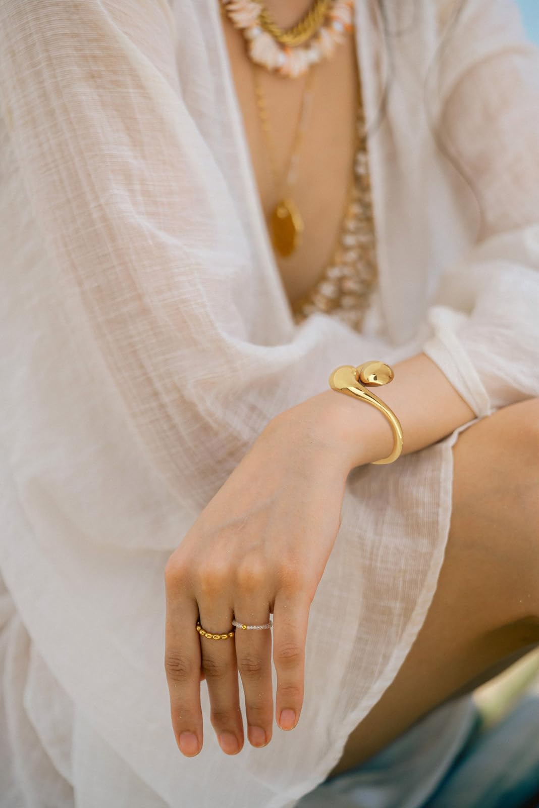 ENSKEFEN Gold Chunky Teardrop Cuff Bracelets for Women Gold Polished Waterdrop Bypass Bracelet Statement Arm Cuff Bangles Minimalist Hinged Bangle Bracelets
