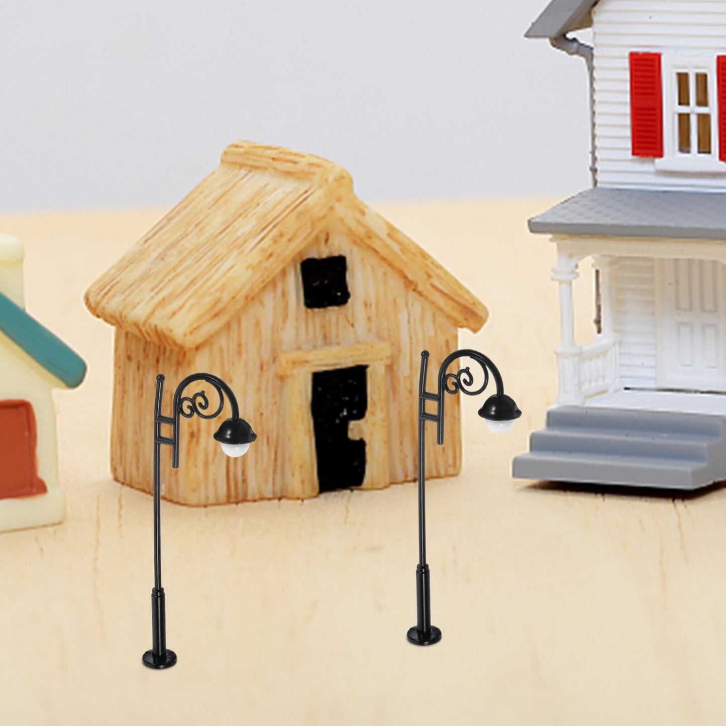 Toyvian 2pcs Miniature Street Lights Dollhouse Street Lamps Mini House Post Lights Model Railway Train Lamp Props Tiny Pathway Lantern for Micro Landscape Decorations