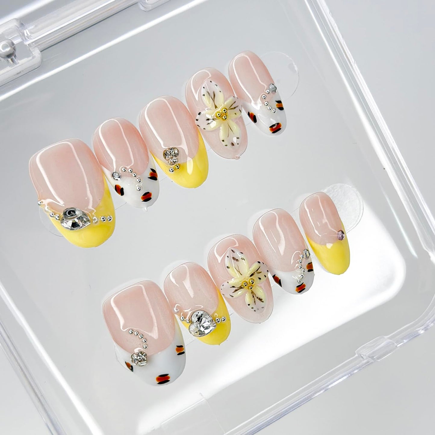 Luxury Press on Nails Medium Almond Handmade 3D Unique Reusable ABS Material Fake Nails French Tip False Nails with Designs Rhinestones Floral Art Petal Glossy Glue on Nails Thick Acrylic Nails(M)