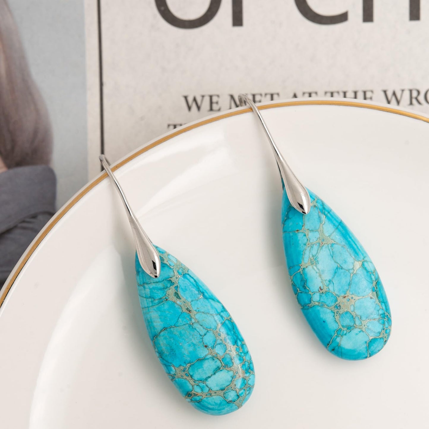 Sriomu Natural Healing Stone Fishhoop Dangle Drop Earrings Statement Gold silver earrings