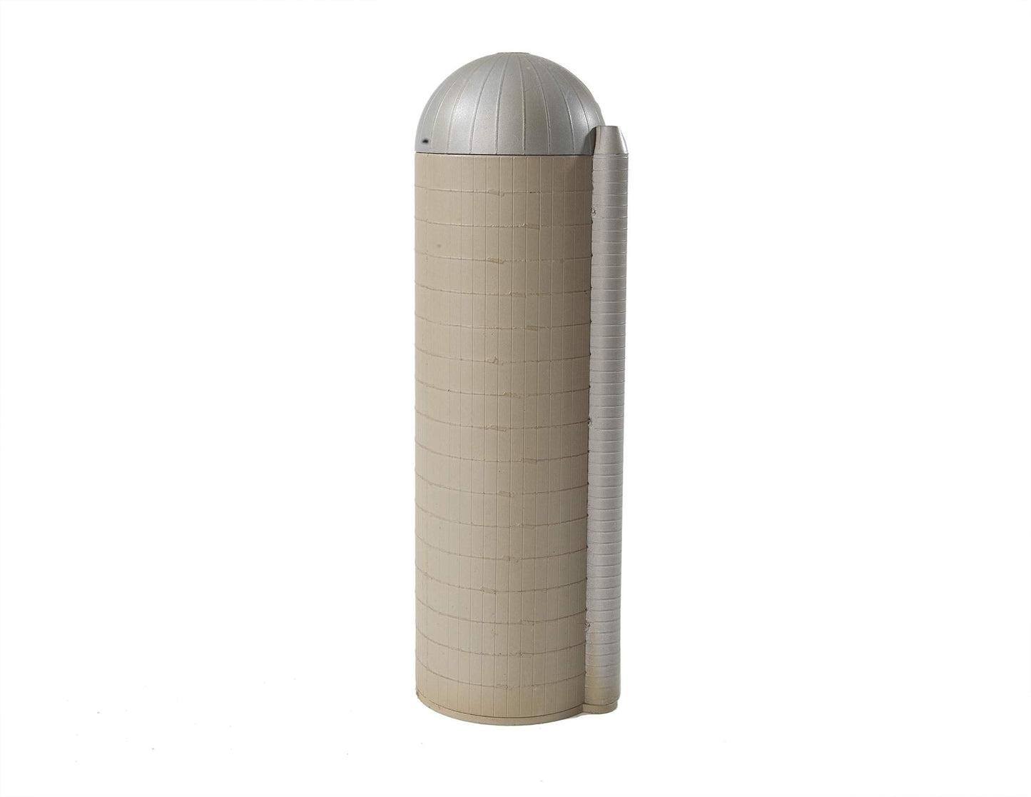 Walthers Cornerstone Concrete-Style Silo 933-3332 HO Scale Model Railroad - Structure Kit