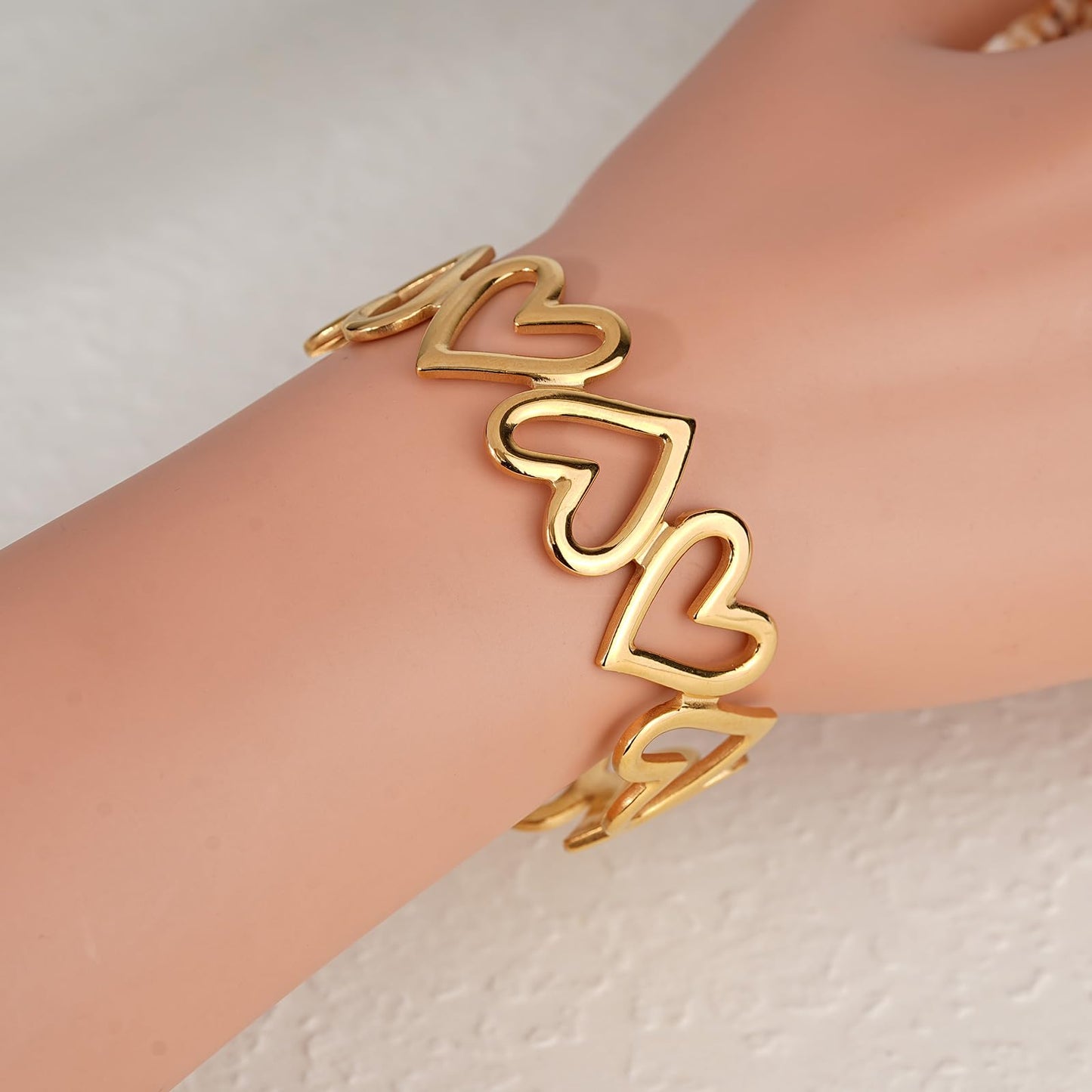 TaYolnFaSo 18K Real Gold Plated Open Cuff Bangle Bracelet for Women Adjustable Chunky Gold Bracelet Personalized Wide Wrist Cuff Bangle Bracelet Jewelry Gift for Women