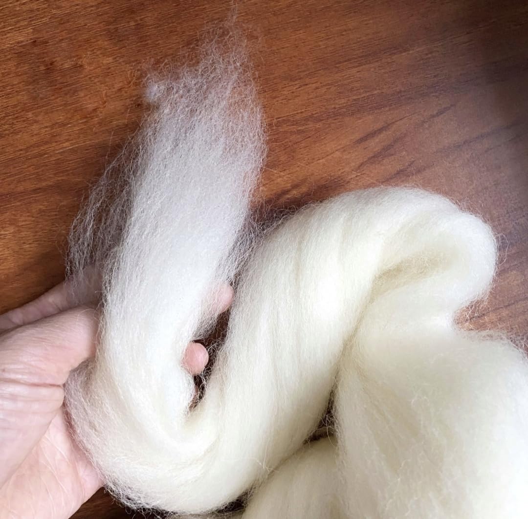 1 lb Wool roving Yarn unspun Fiber | Soft Chunky Jumbo Yarn for Arm Knitting Blanket |100% Natural Undyed (Ecru White) Bulk, Felting Core Combed Carded Stuffing.